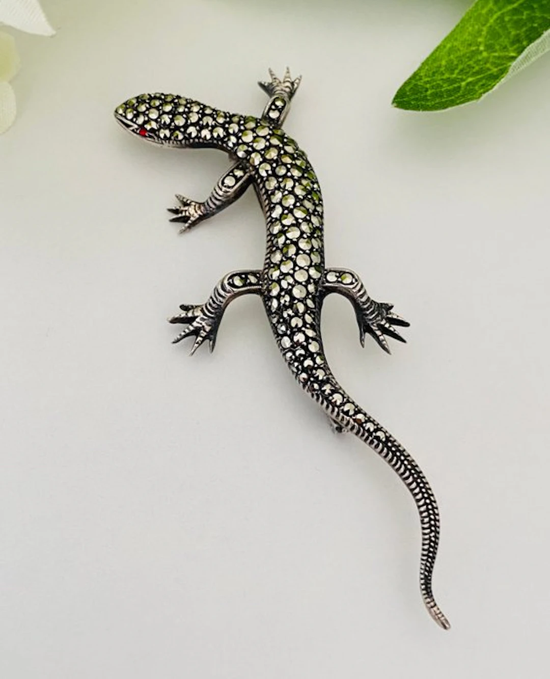 Silver, Art Deco (1920-1930) - Lezard - Markasieten - Belgium - Brooch