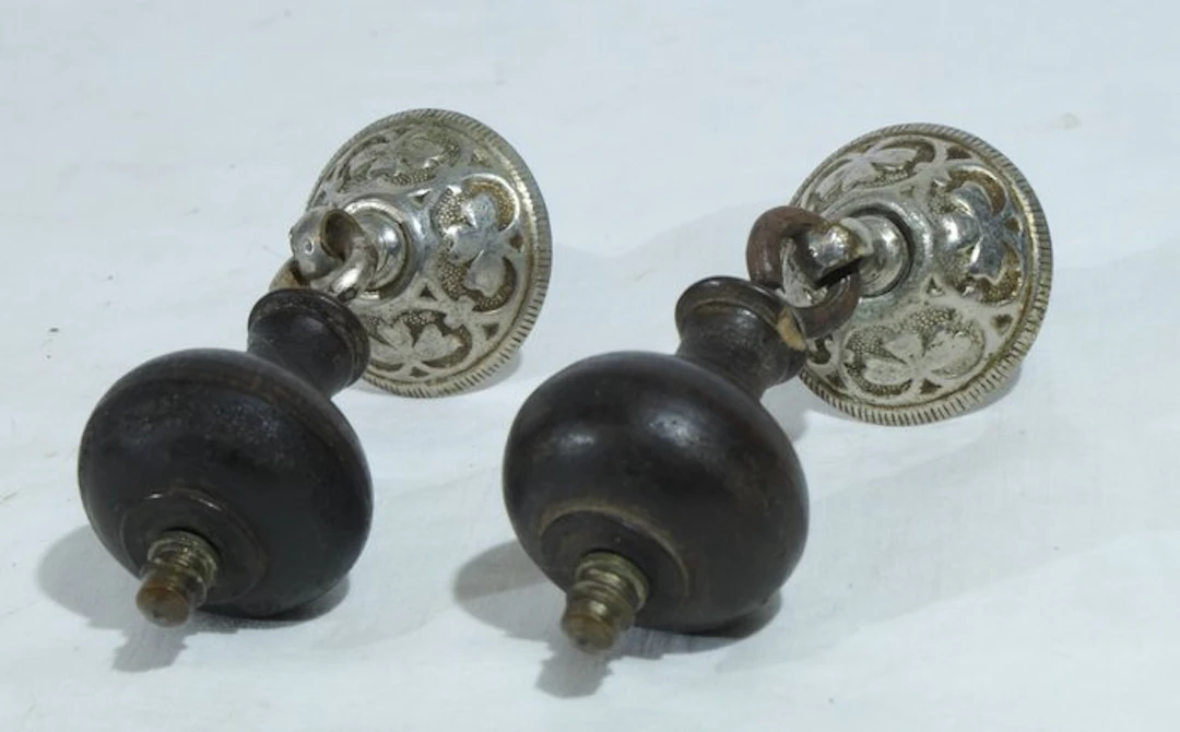 Handle (2) - 1850-1900