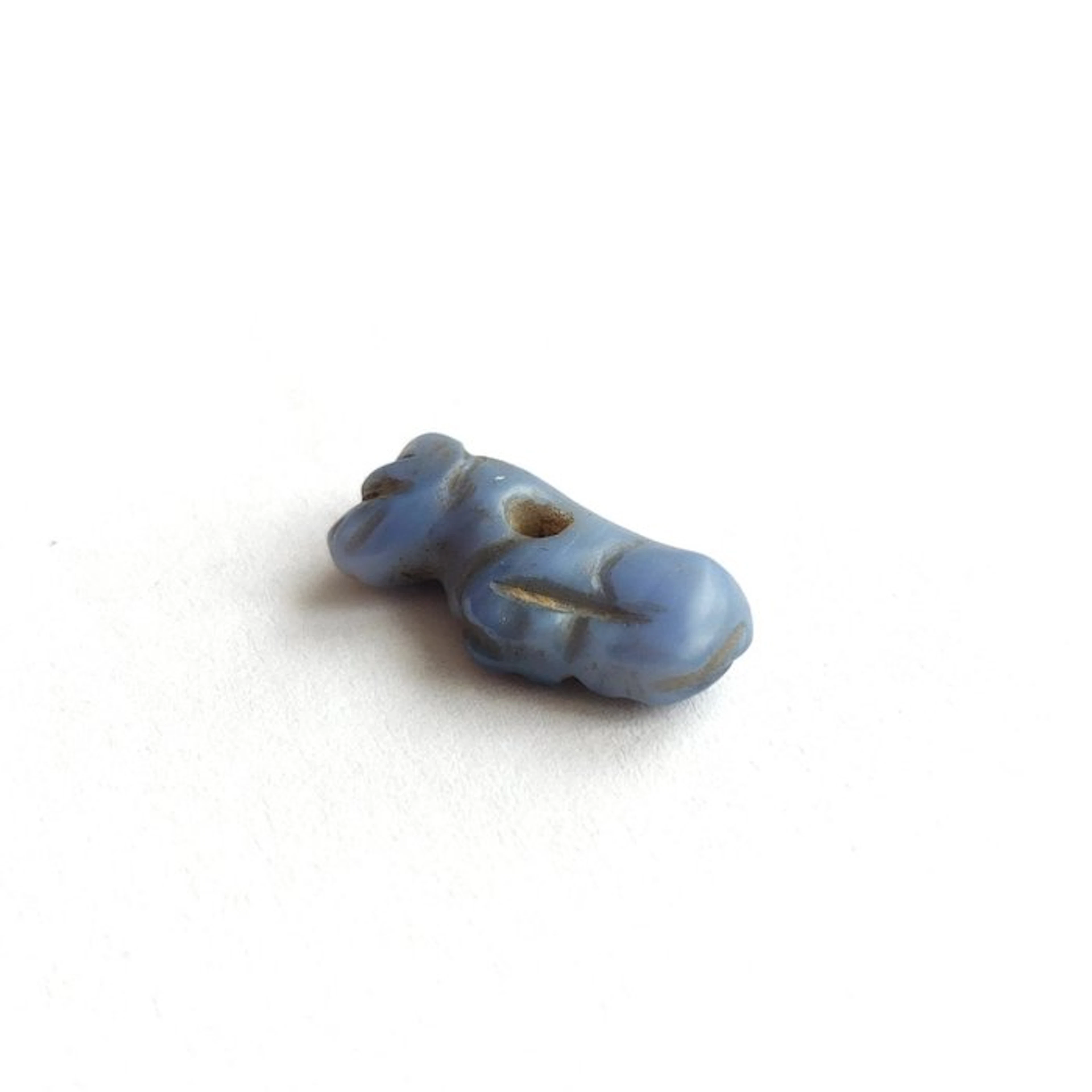 Sino-Mongolian or Sino-Siberian Blue Agate Rare XXS Lying...
