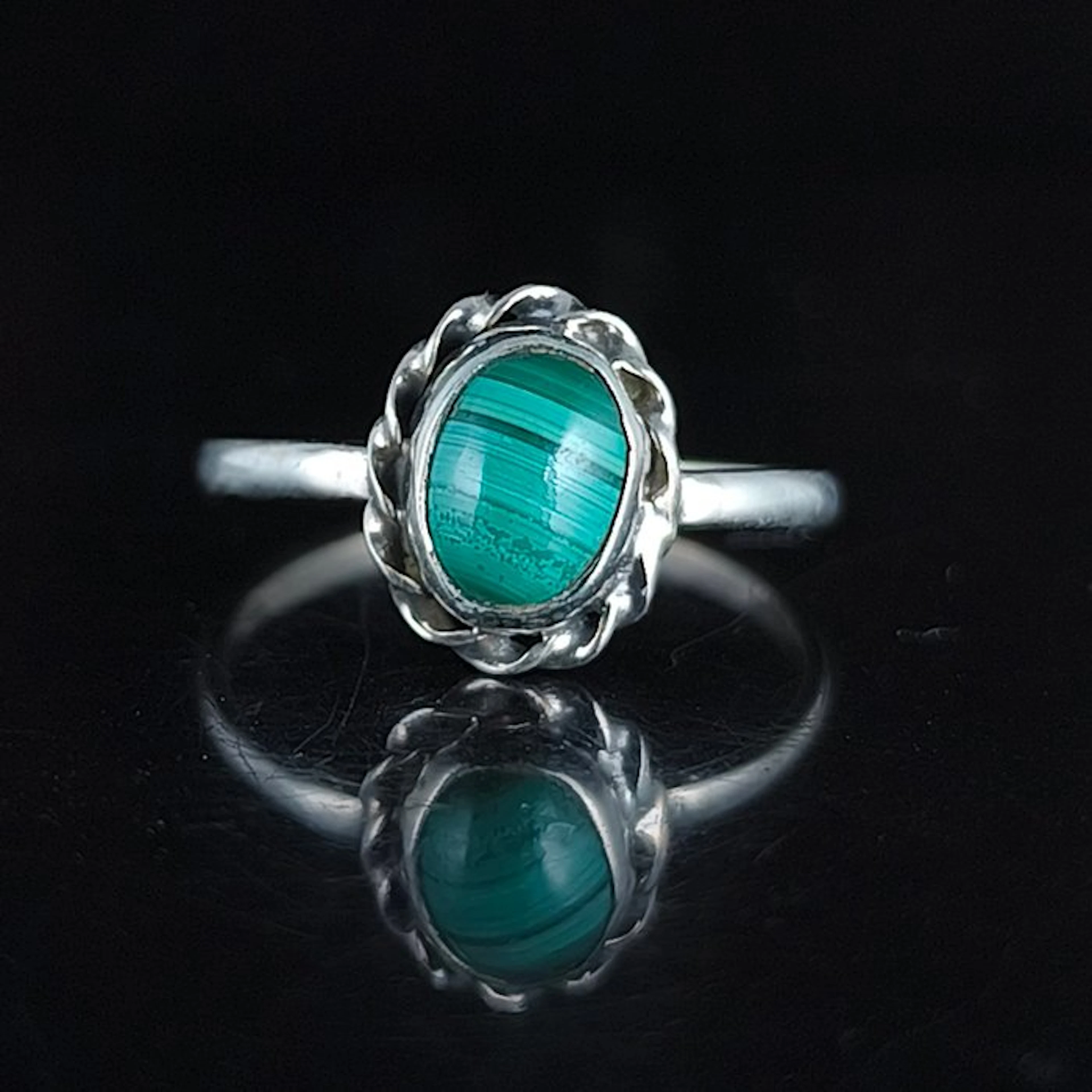 Malachite Jewellery- 1.63 g