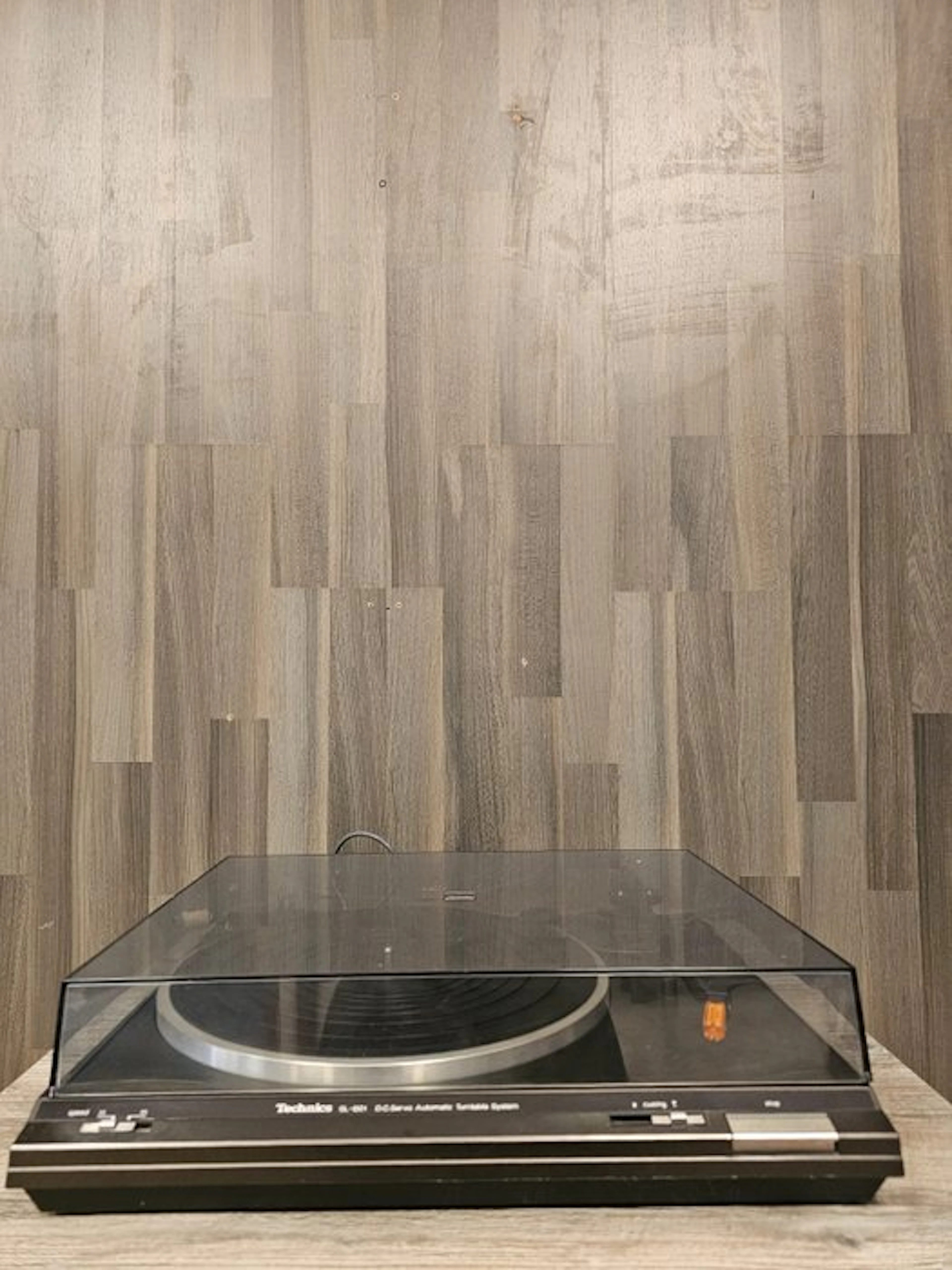 Technics - SL-B21 Belt-Drive Turntable
