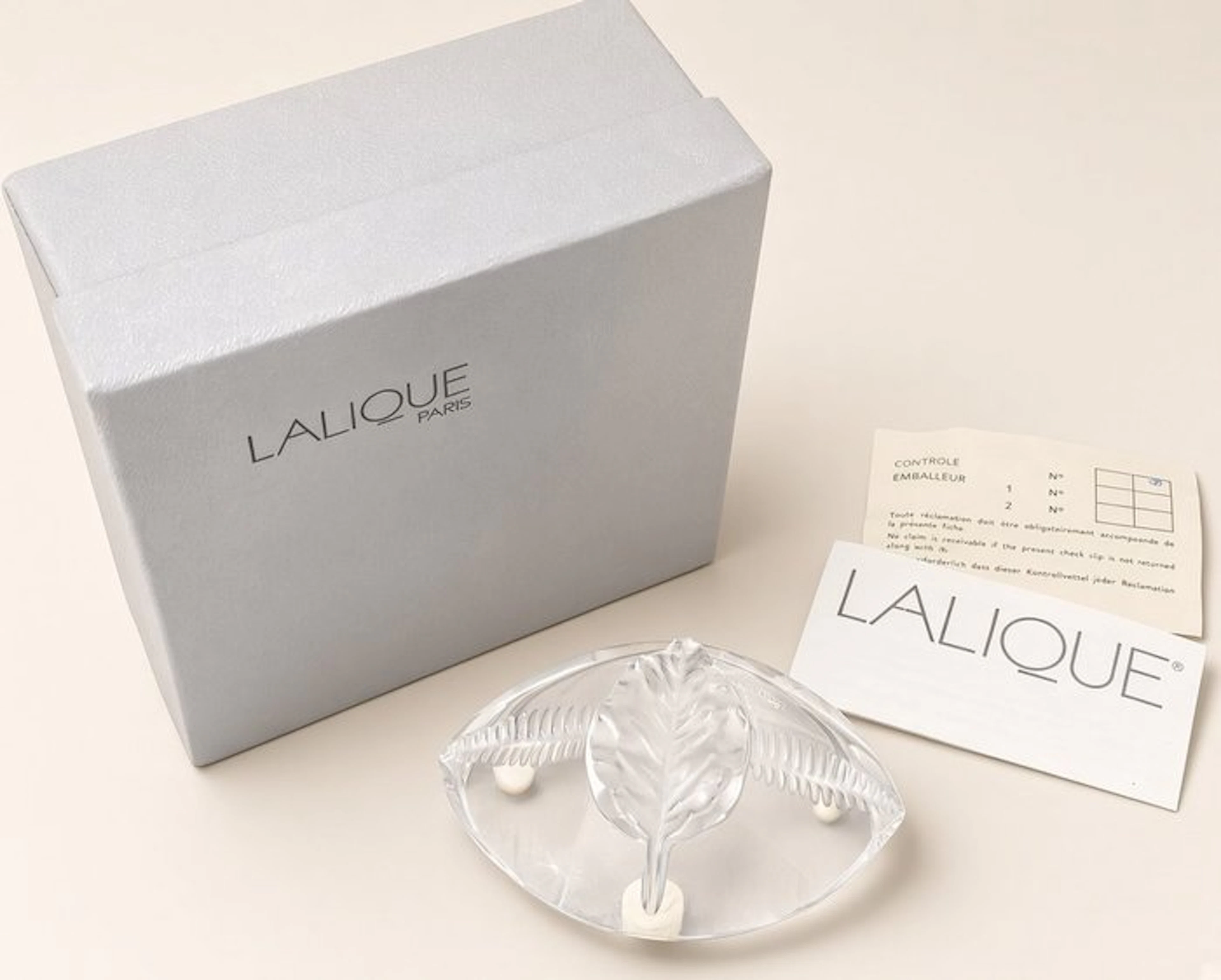 Lalique - Paperweight - ''Vincennes'' - Crystal