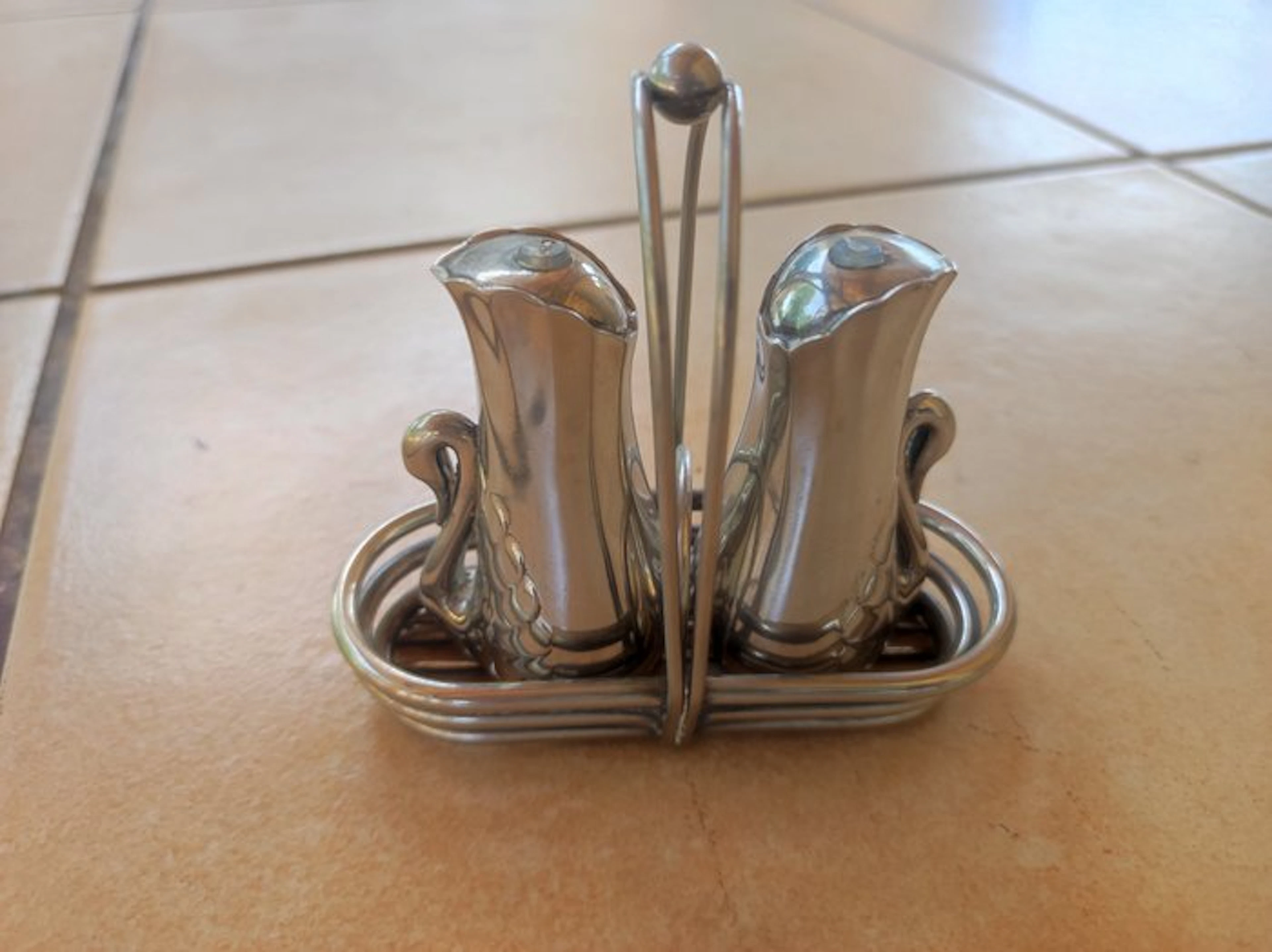 Salt and pepper shakers - Steel