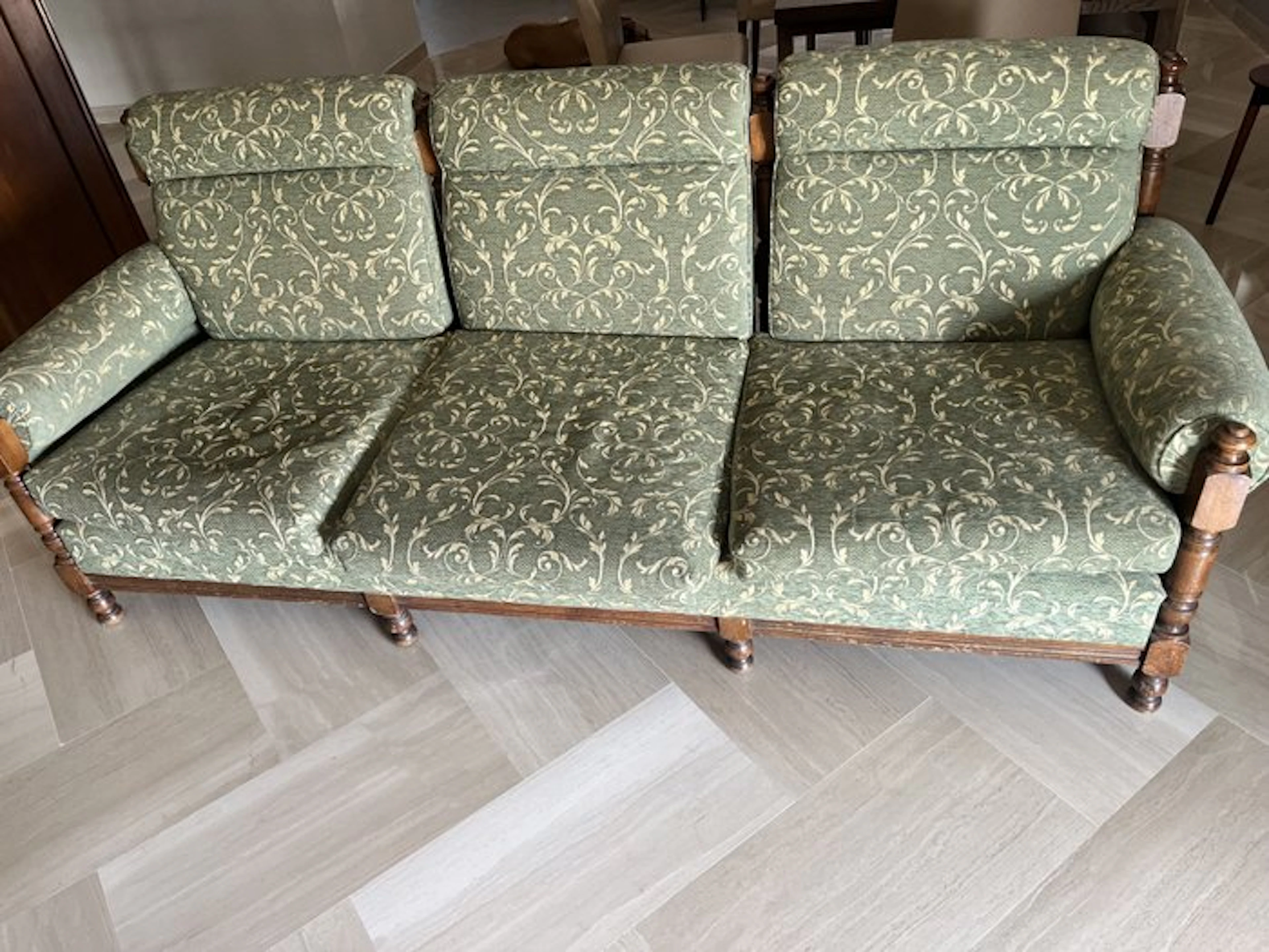 Seating group (3) - Wood, Textile - exposed wooden structure