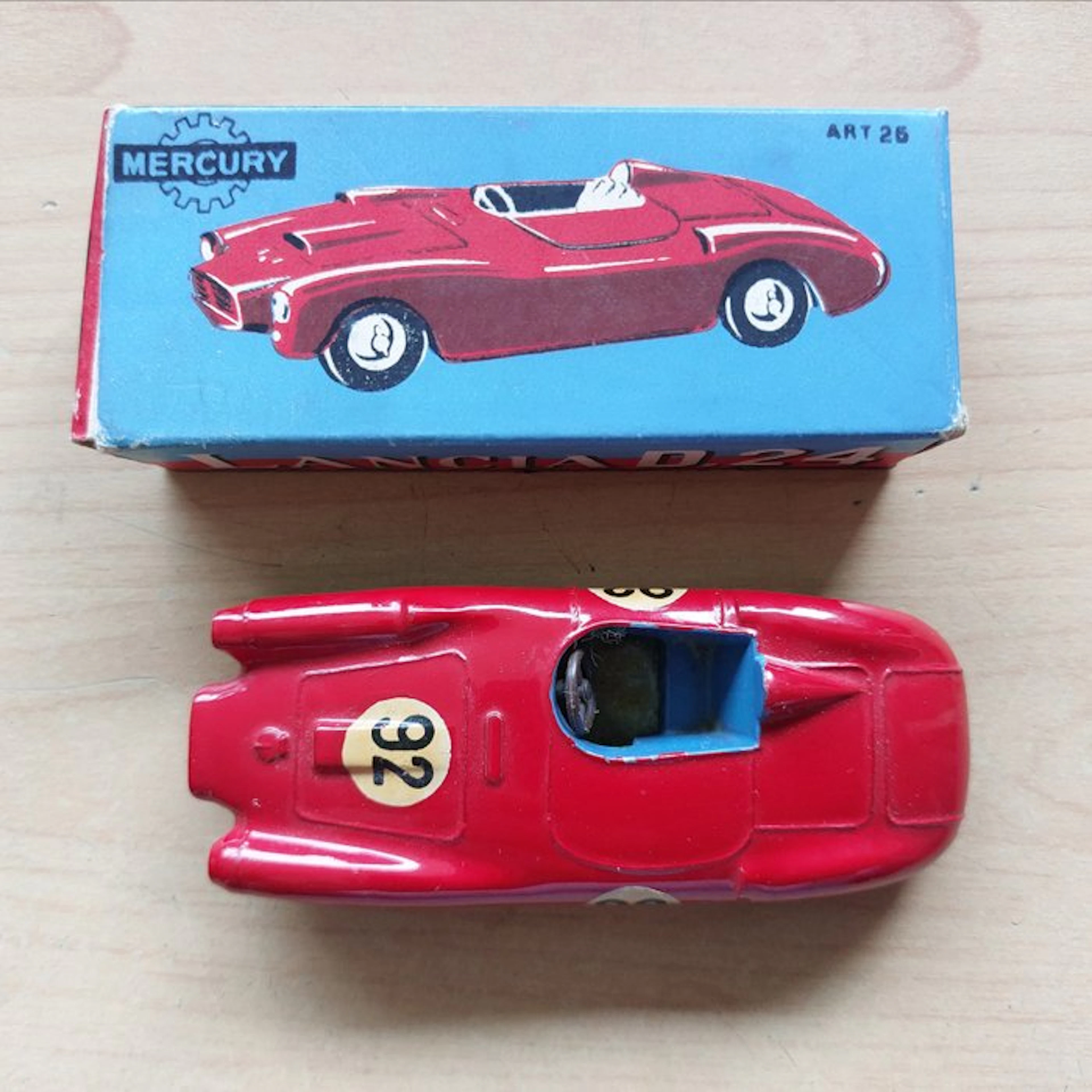 Mercury 1:43 - Model race car - Lancia D.24