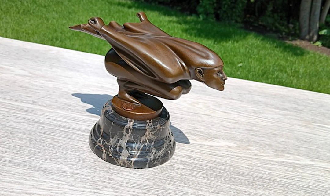 naar f preiss - Statue, art deco car mascot speed head - 16 cm - bronze marble
