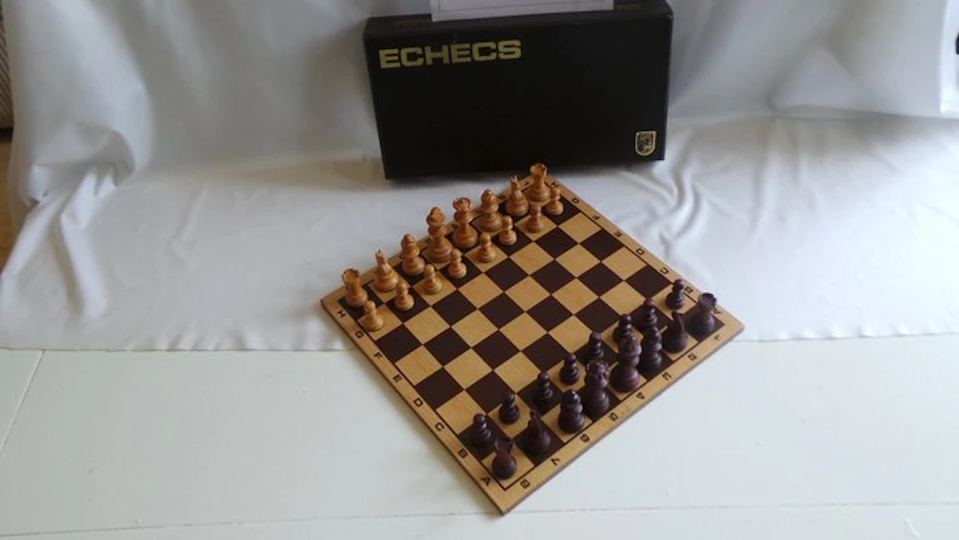 Rachez - Toy Jeu d'échecs ancien - Staunton - Buis - Paris - 1970-1980 - France