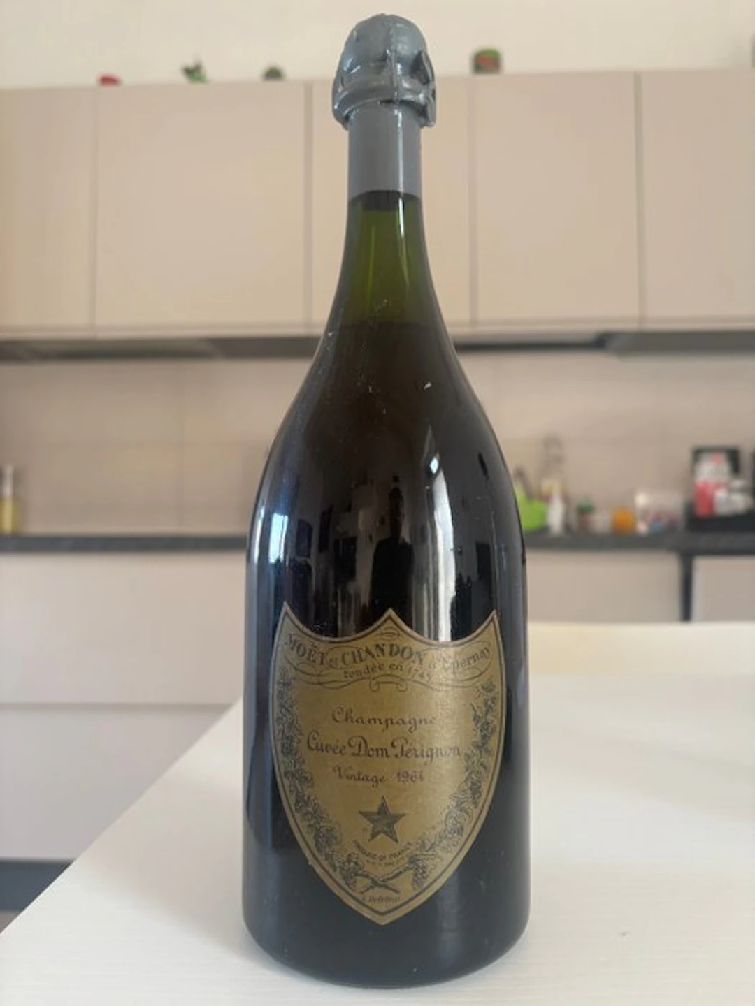 1964 Dom Pérignon - Champagne Brut - 1 Bottle (0.75L)