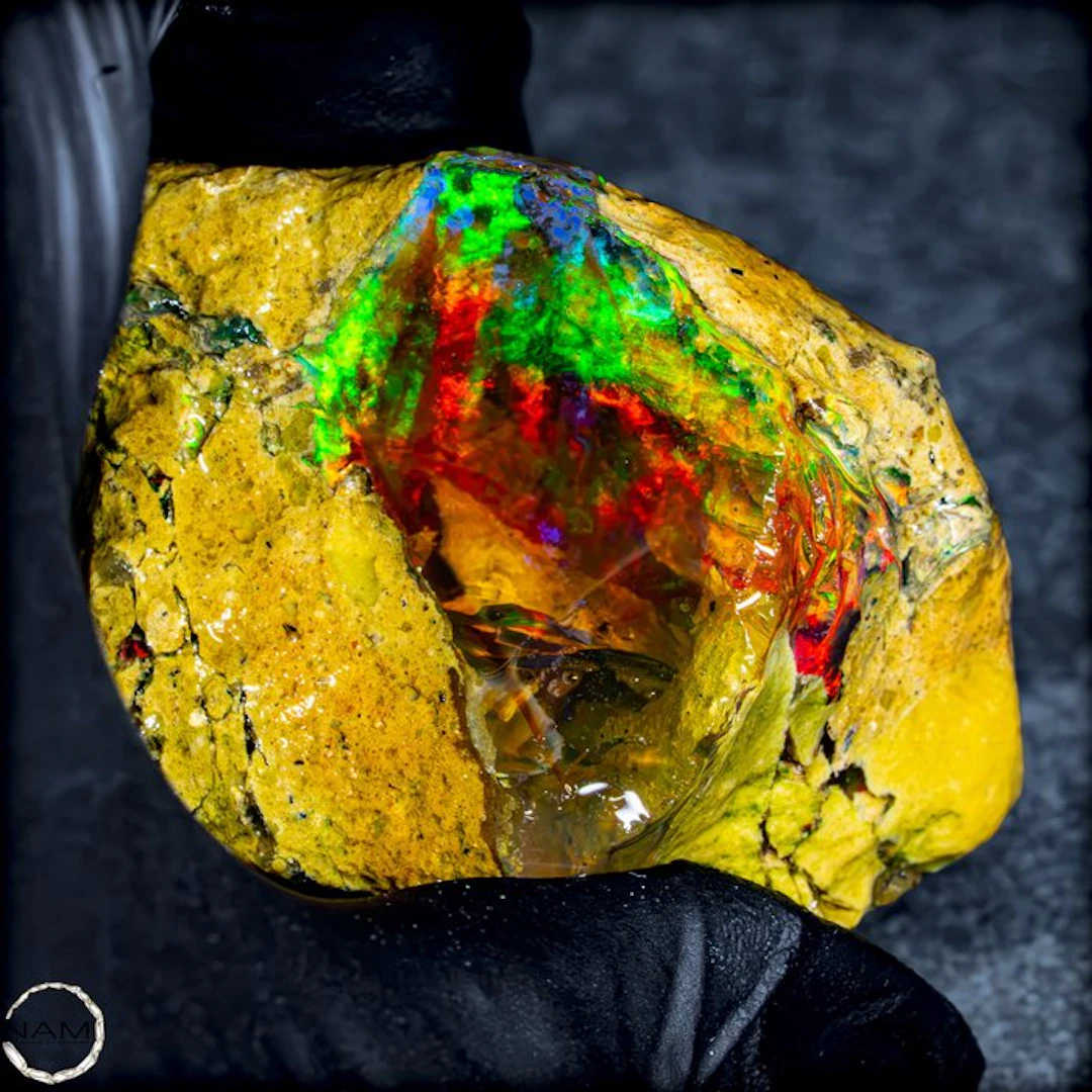 Ethiopian Crystal Opal – an exceptional natural specimen...
