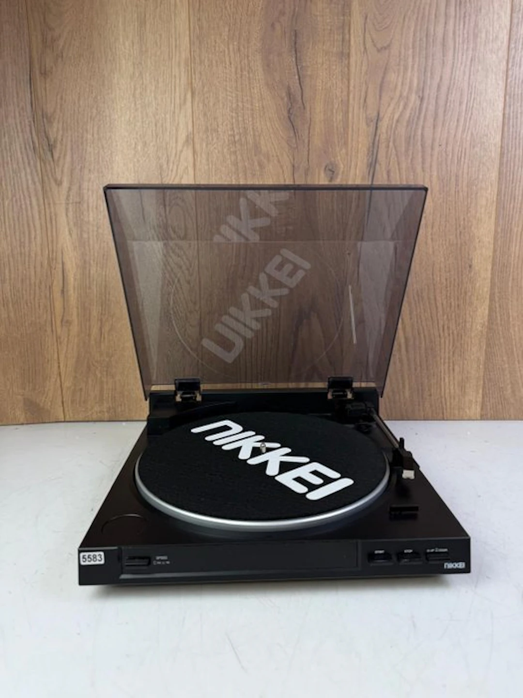 Nikkei - NTT01U Turntable