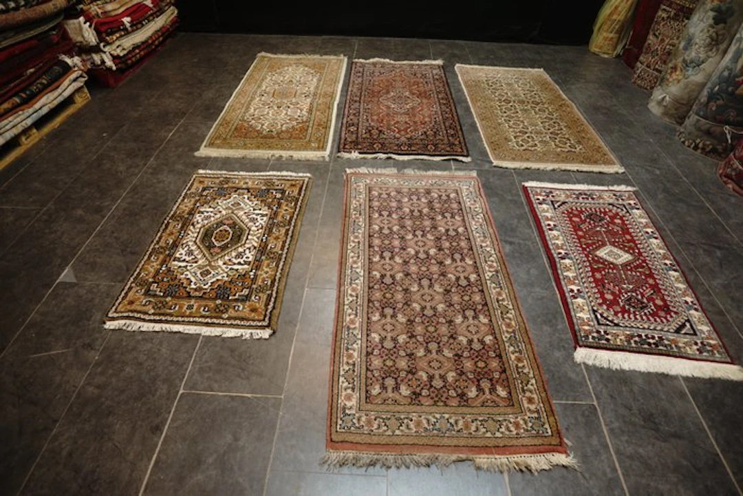6-piece Oriental rug set: exquisite craftsmanship in...