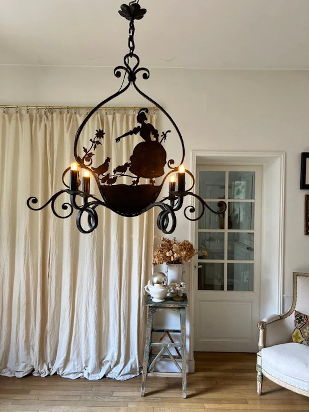 Chandelier - Wrought iron - Iron silhouette chandelier