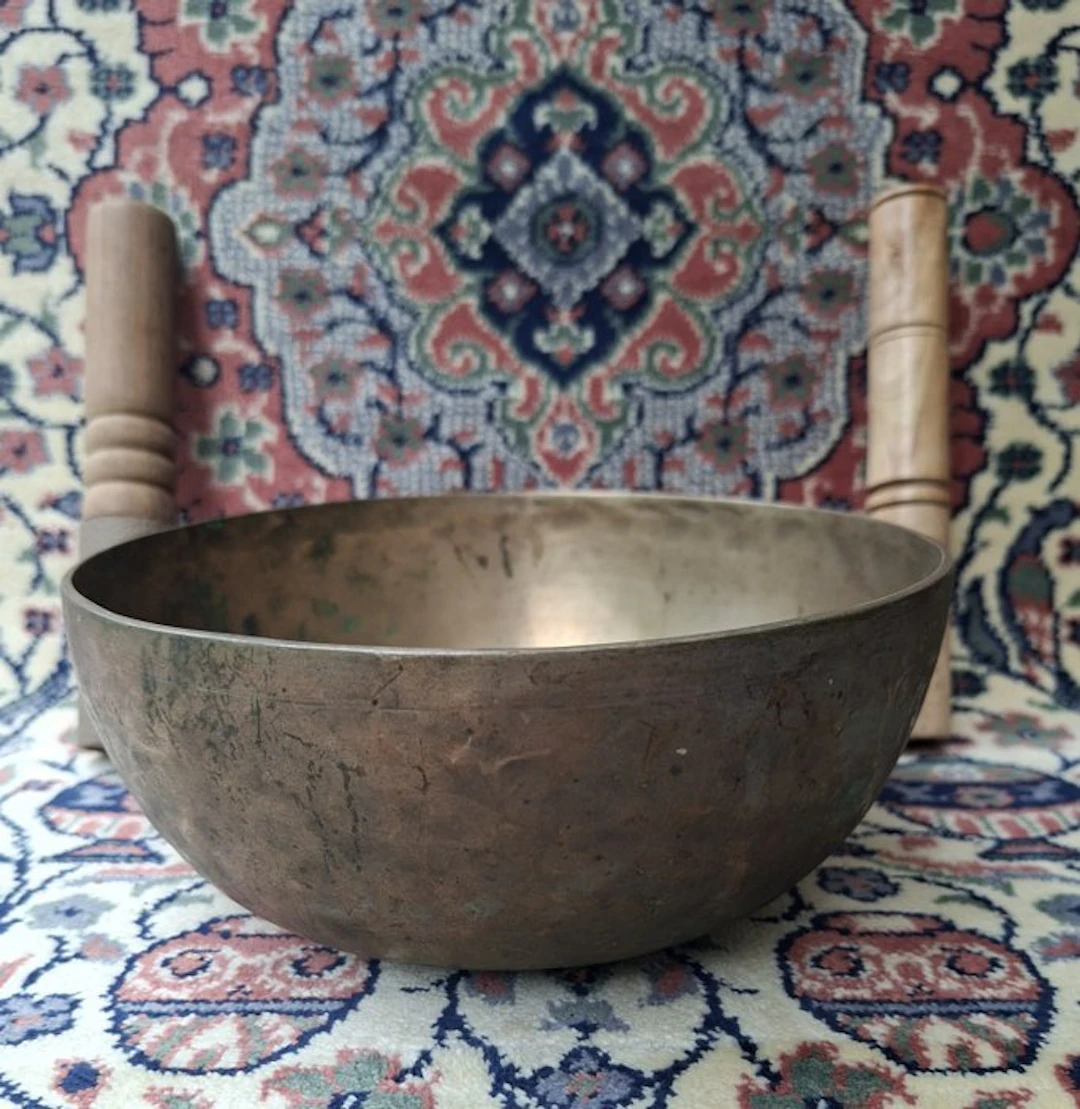 Klankschaal - Oude Jambati Klankschaal ruim 20 cm -...