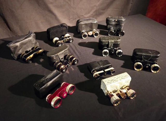 10 theater binoculars with cases - Mother-of-Pearl
