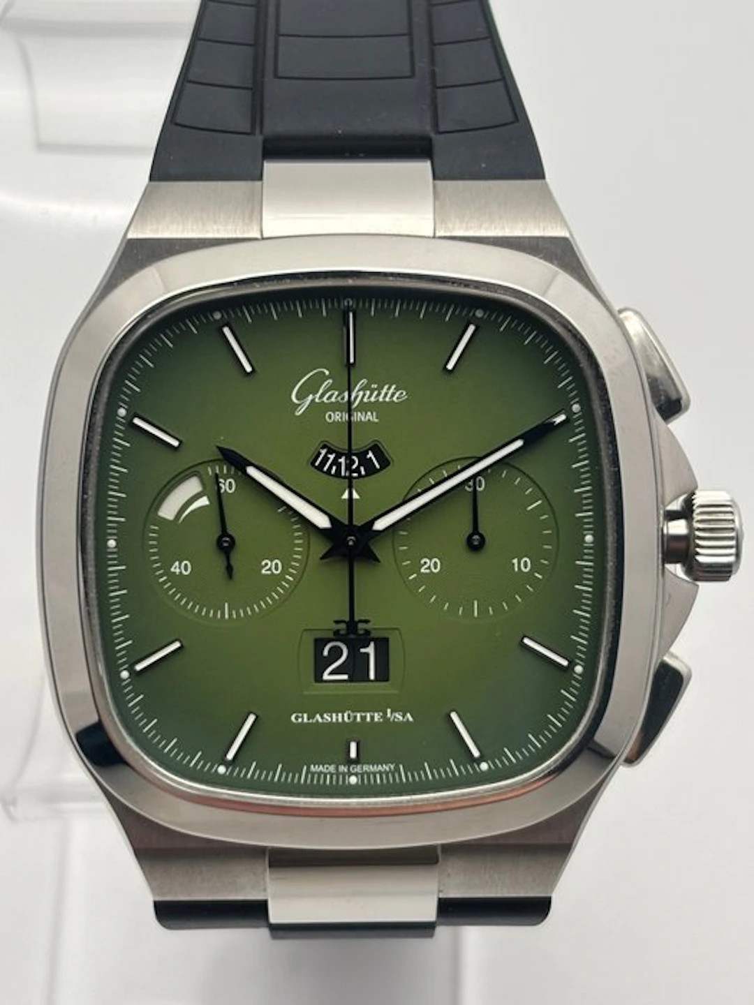 Glashütte Original - Seventies Chronograph Panorama Date...