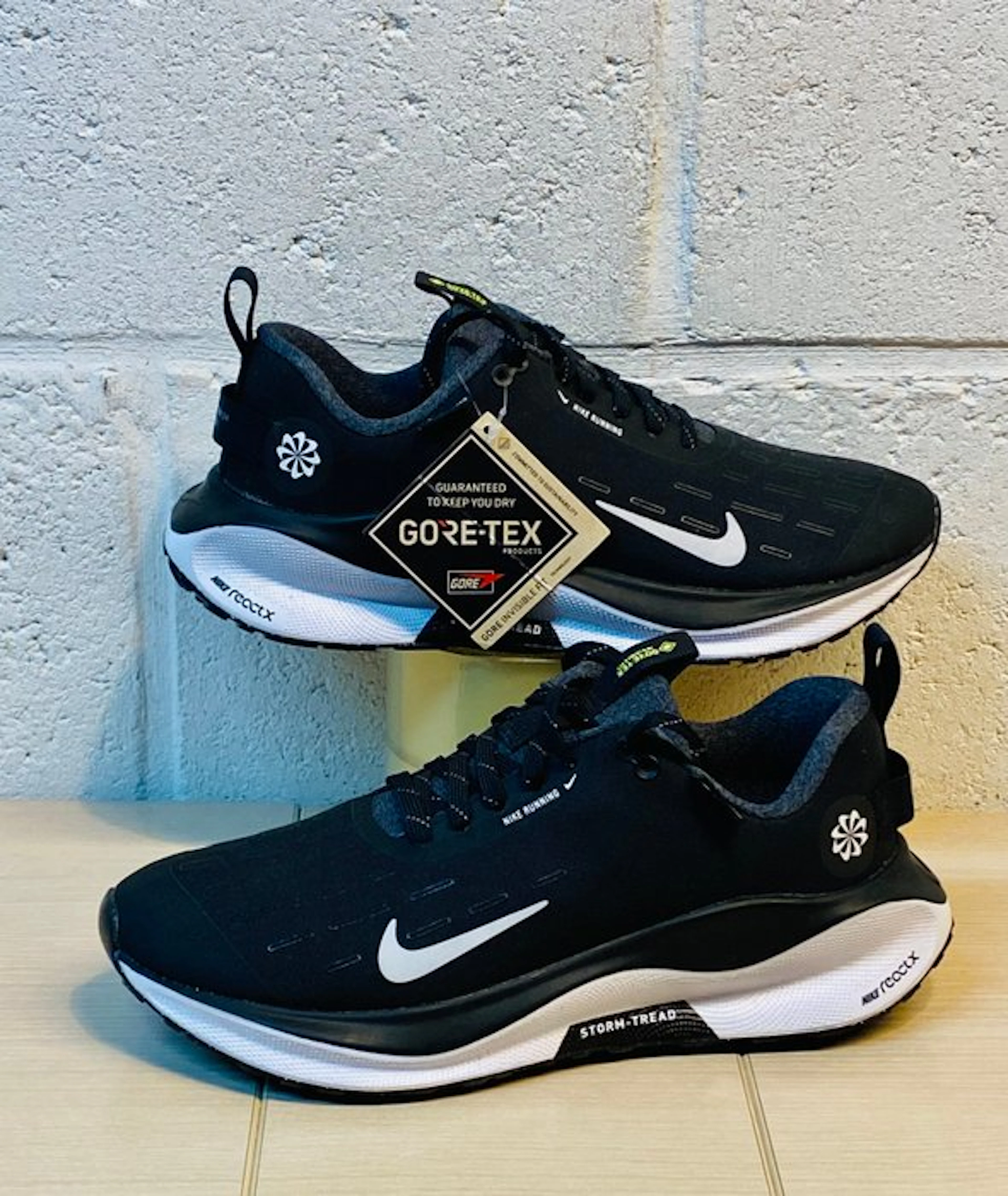 Nike - Infinity React Goretex P38,5 - Sneakers - Size: EU 38.5 - New with tags