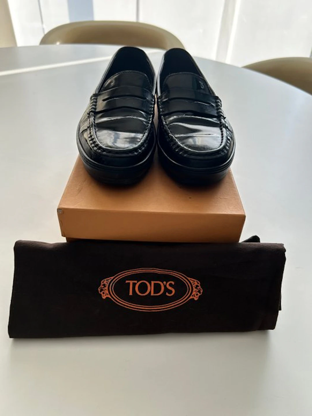 Tod's - Moccasins - Size: EU 38