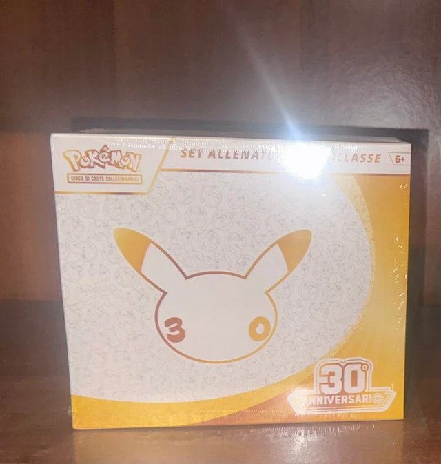1 Sealed box