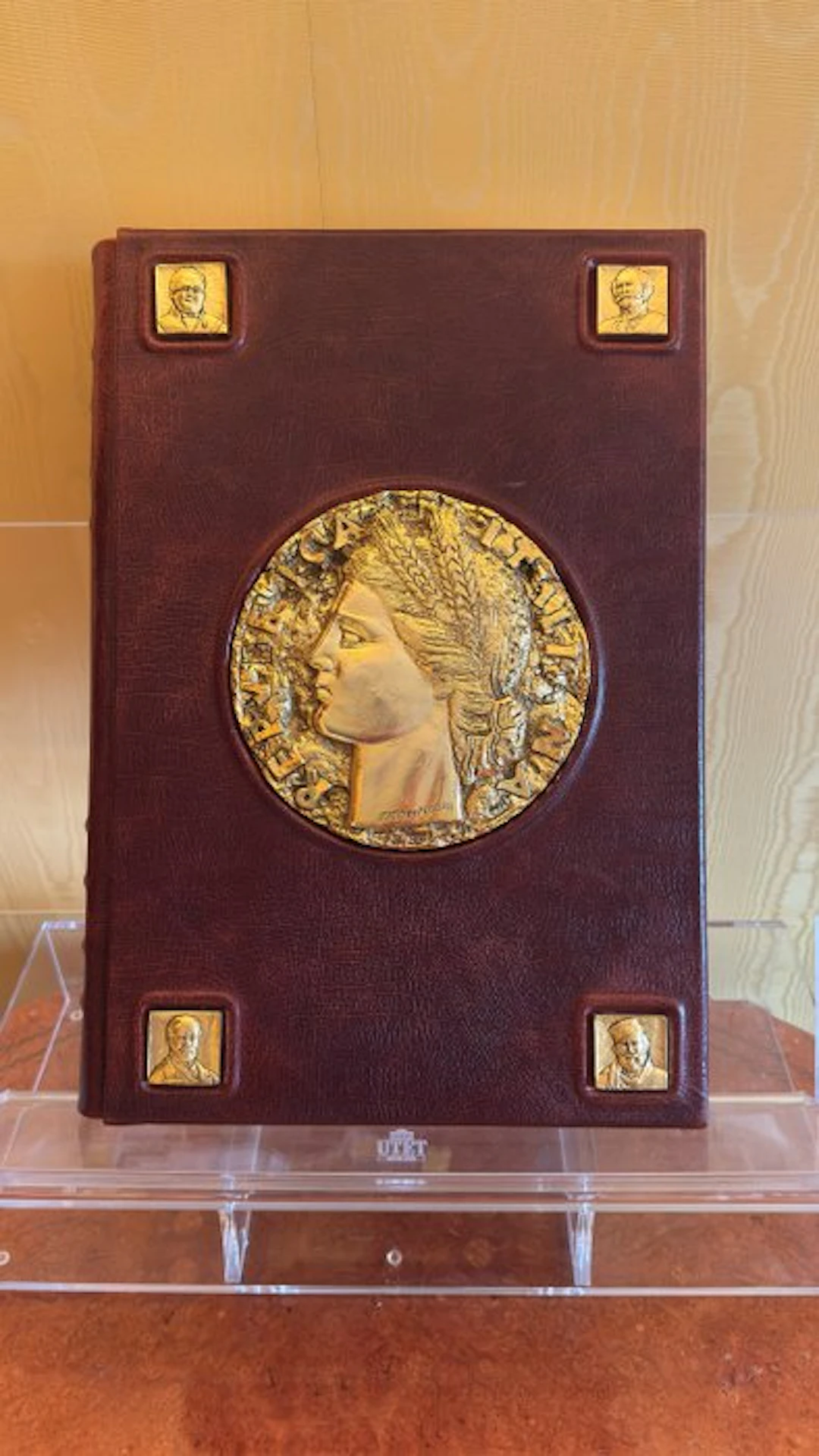 Libro da Collezione Roberto Ganganelli Elvio Marchionni...