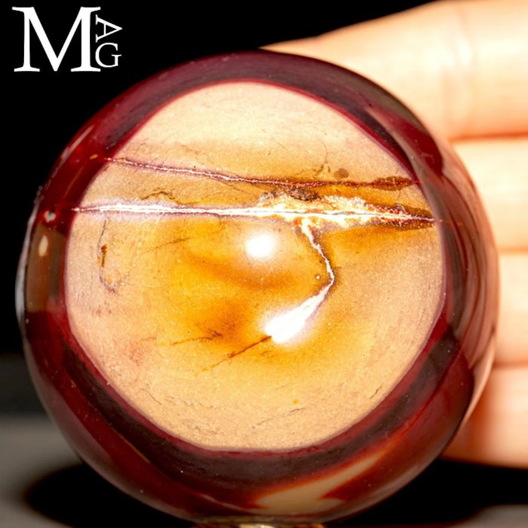 Australian Mookaite Sphere Mookaite - Height: 65 mm - Width: 65 mm- 376 g - (1)