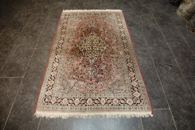 Cashmere Silk - Carpet - 188 cm - 122 cm - silk carpet