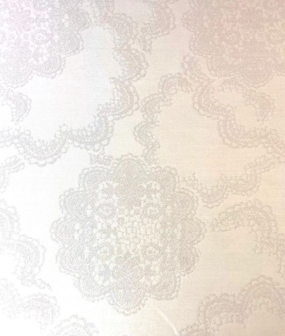 1618★Decorative jacquard fabric with a refined motif...