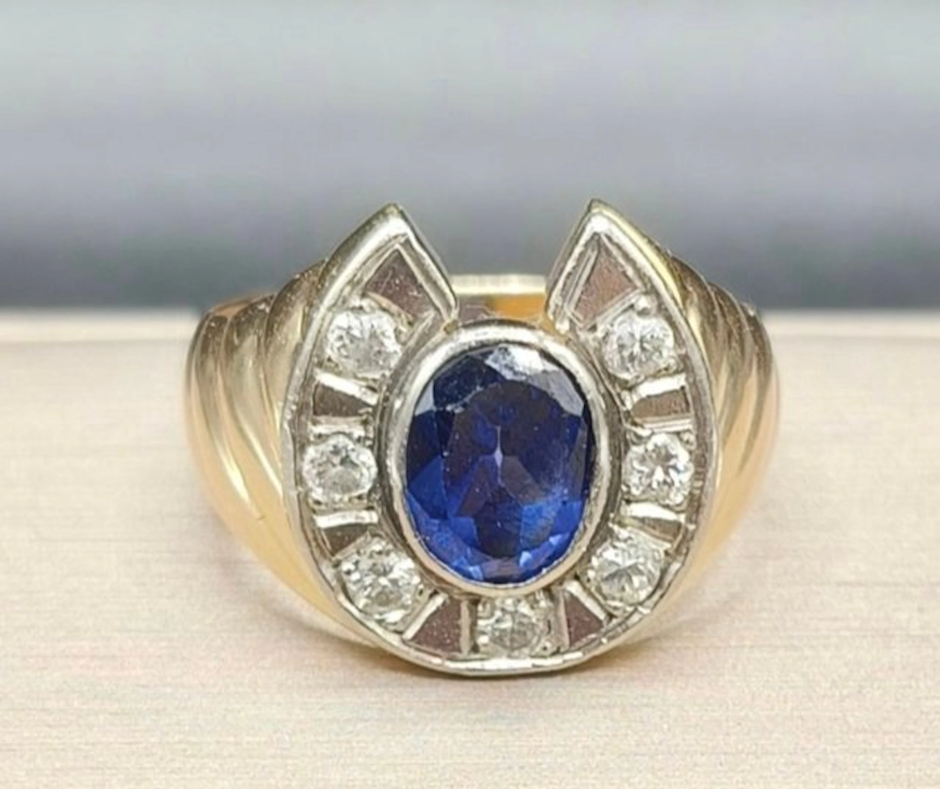 Ring - 18 kt
