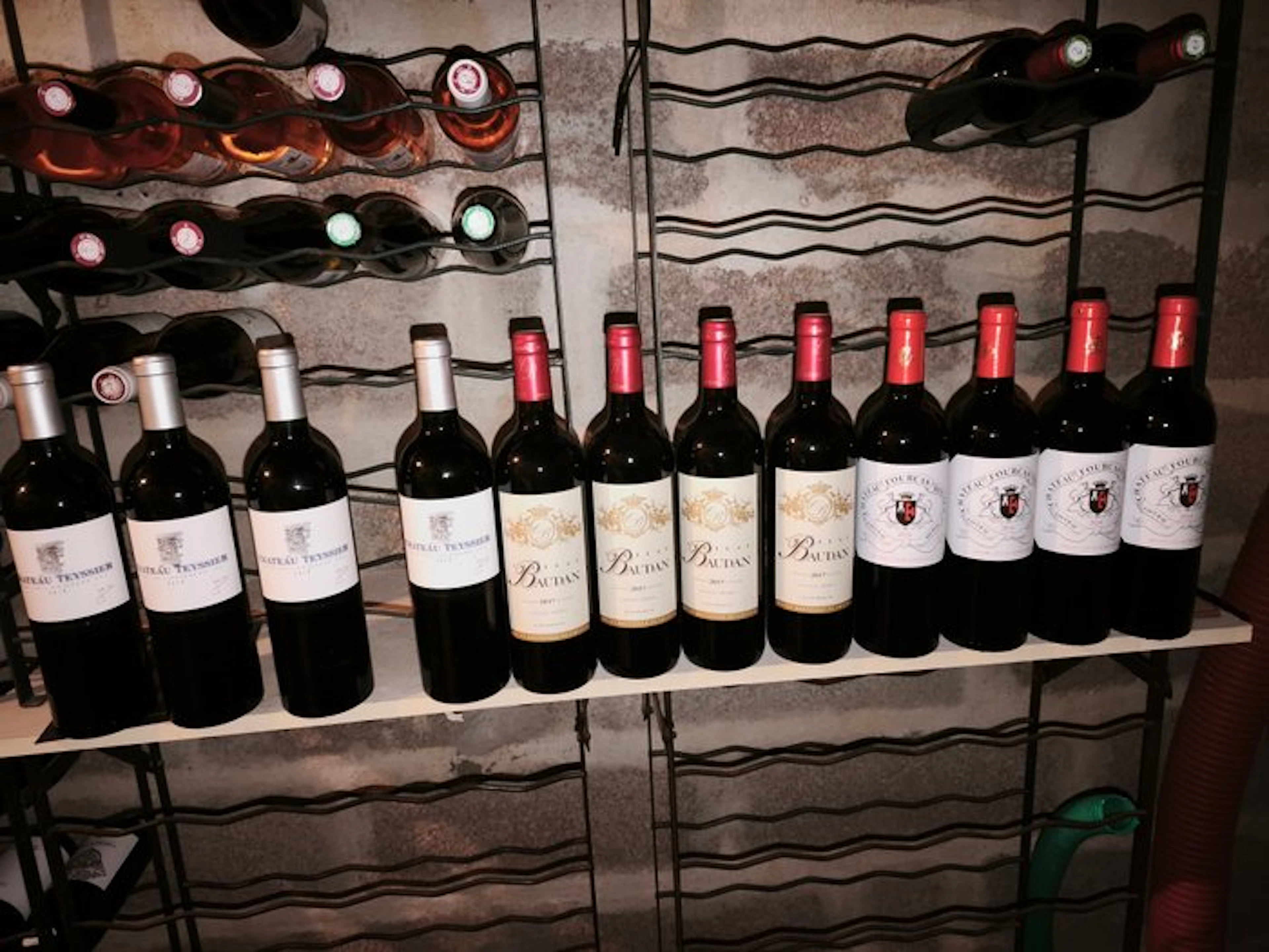 2010 x 4 Château Teyssier 2017 x 4 Château Baudan & 2014...