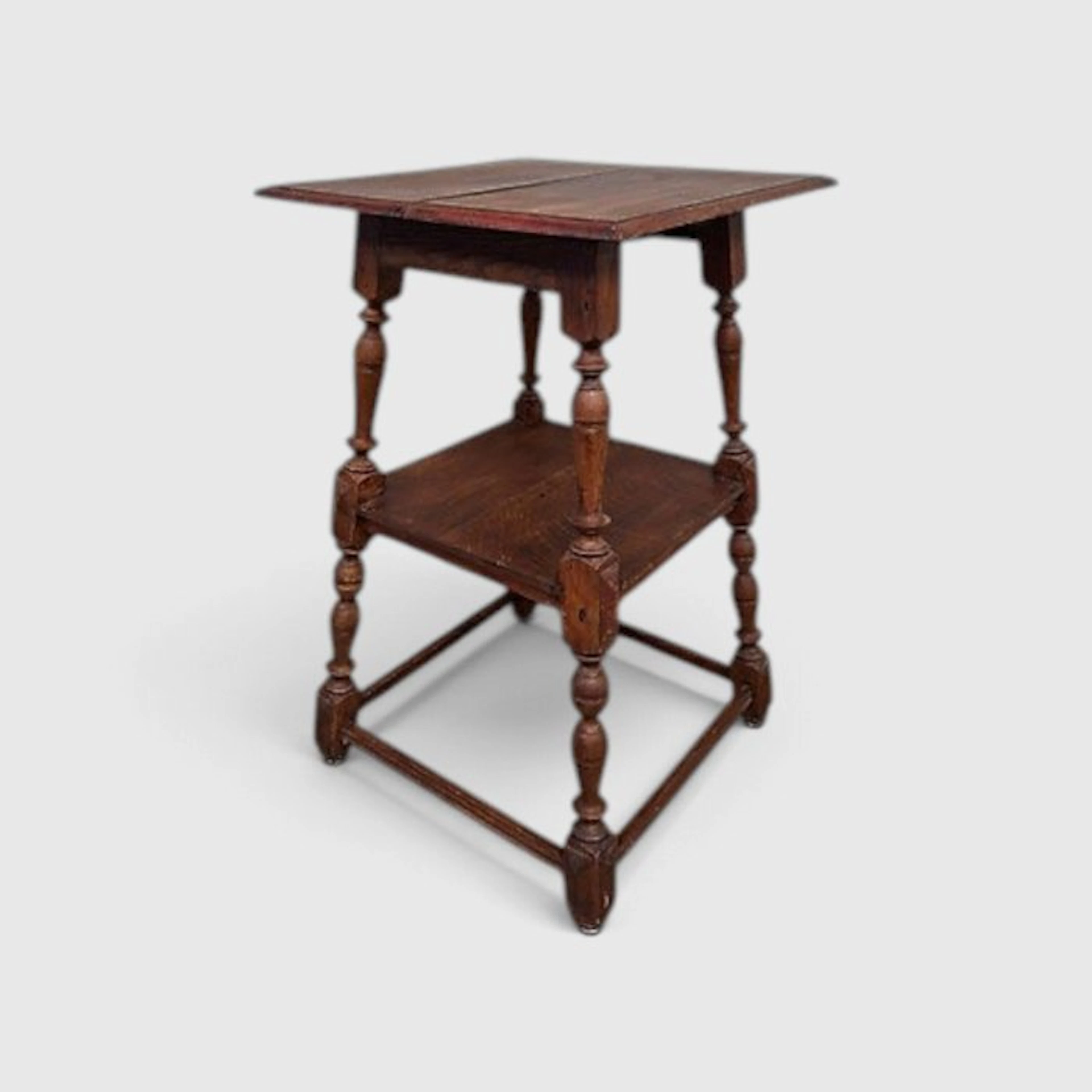 Side table - Oak - Oak side table