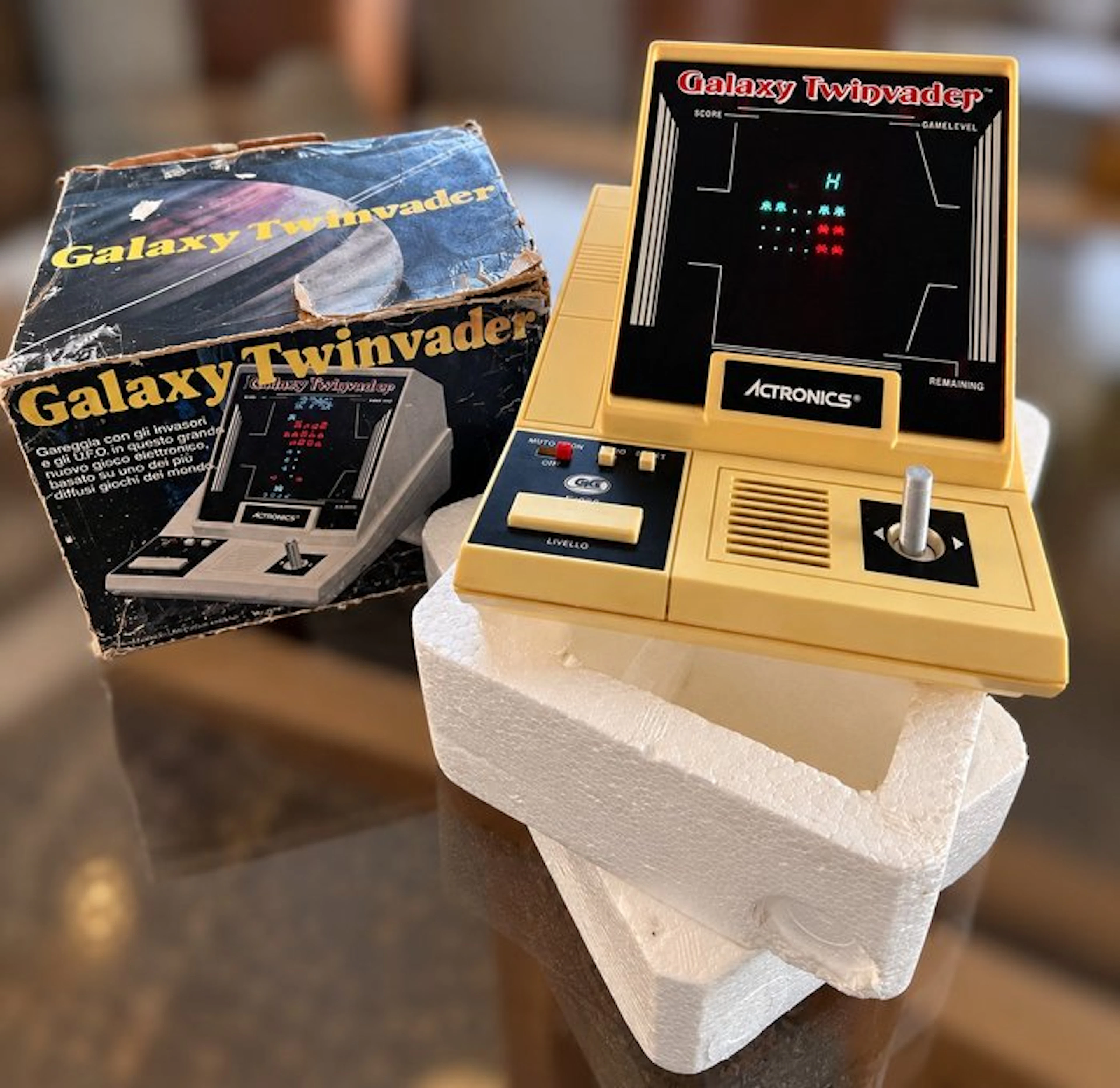 GIG - Galaxy Twinvader - 1981 Tabletop Electronic Game...