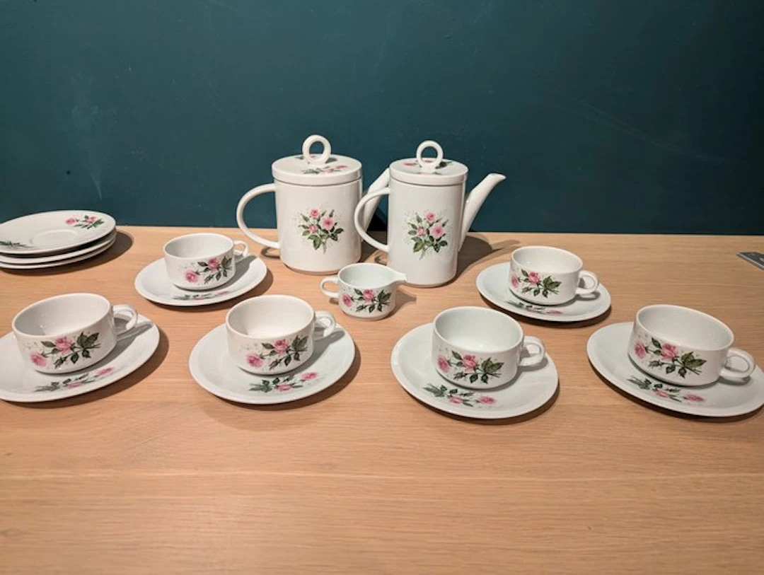 Villeroy & Boch - Coffee and tea service (18) - pink rose...