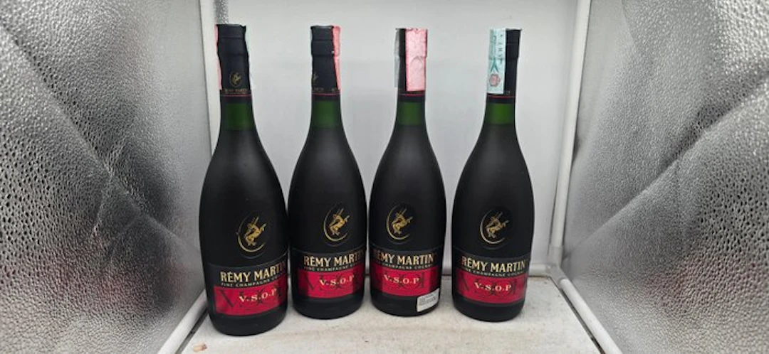 Rémy Martin - VSOP - b. 2000s - 70cl - 4 bottles