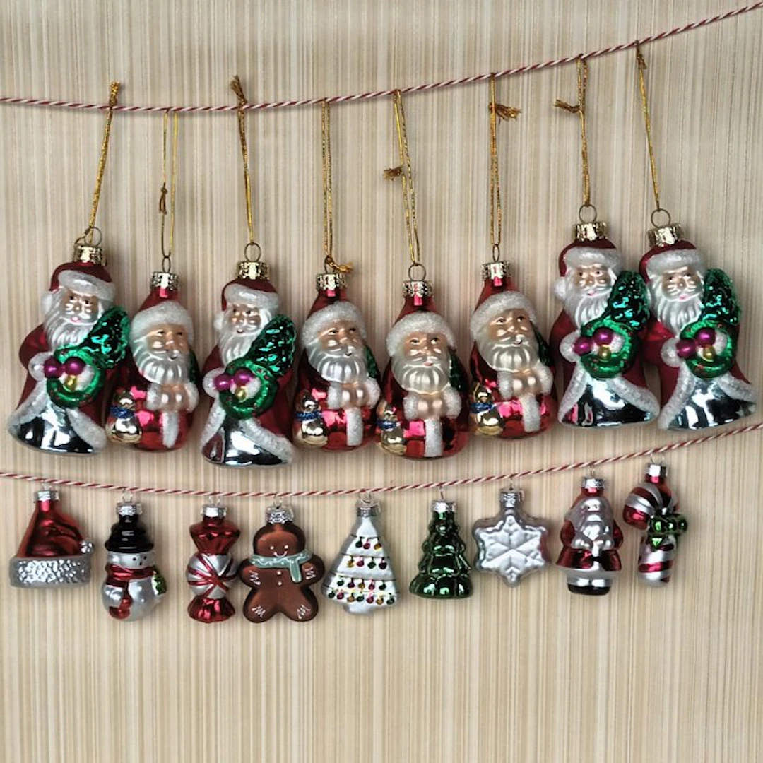 Christmas baubles (17) - Glass