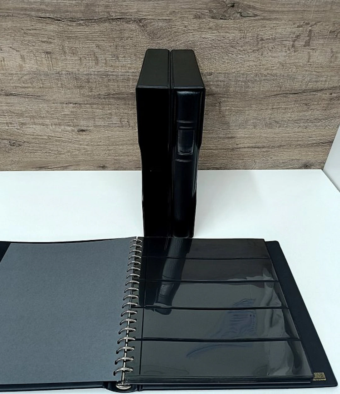 Accessories - 2 new Lindner albums with 60 pages