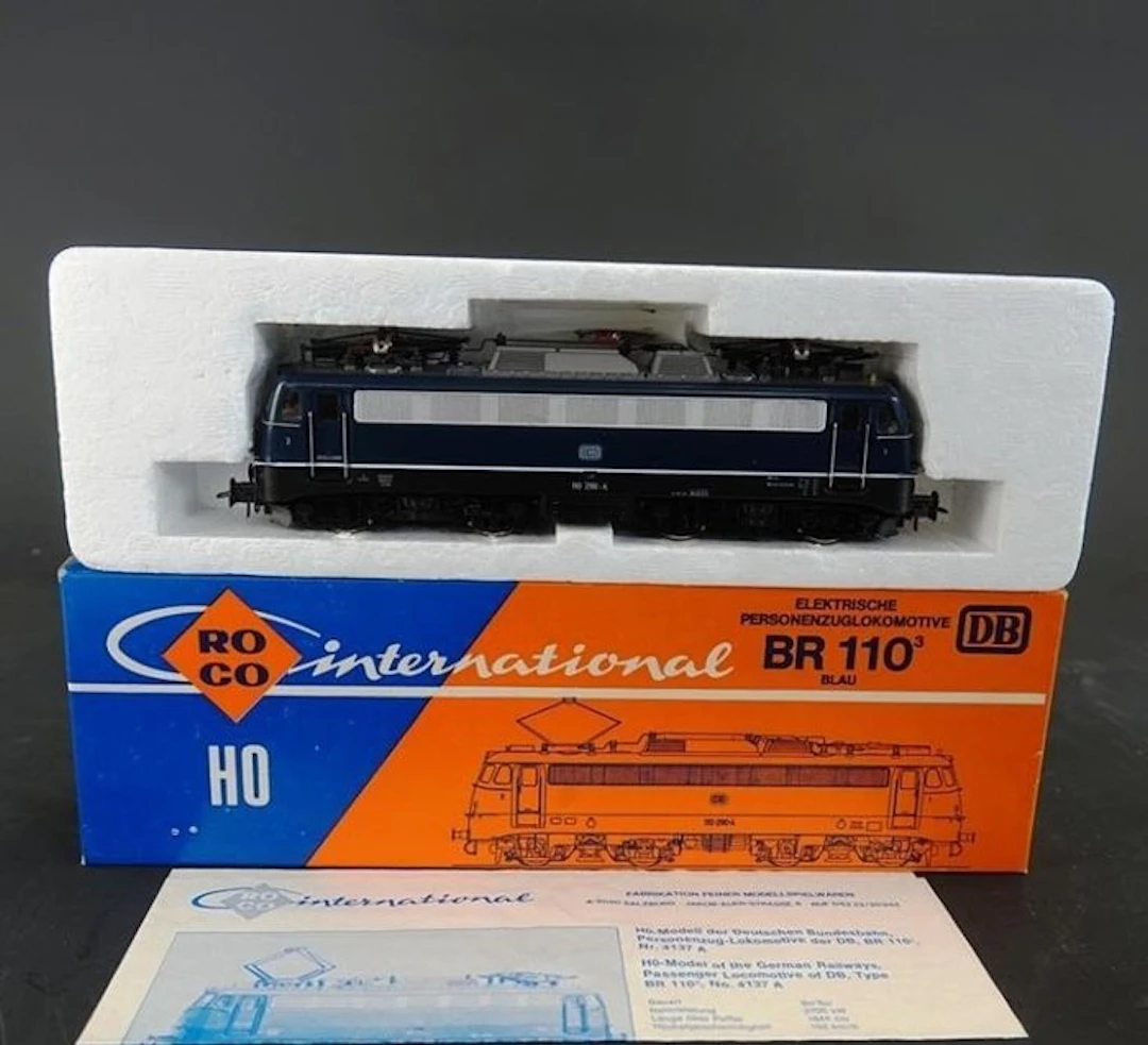 Roco H0 - 4137 A - Electric locomotive (1) - Class 110 - DB