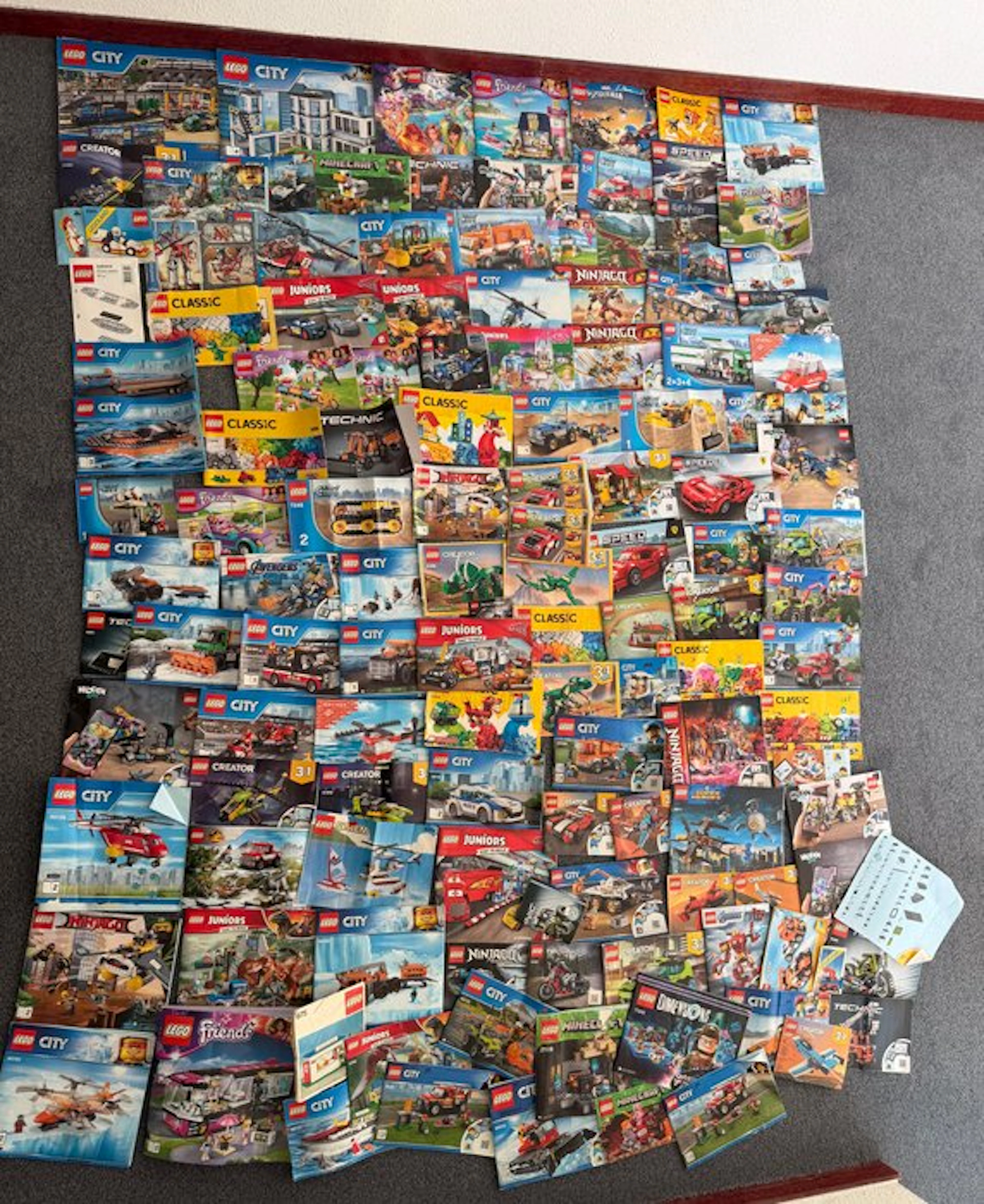LEGO Pieces - LEGO Instruction Manuals Job Lot City...
