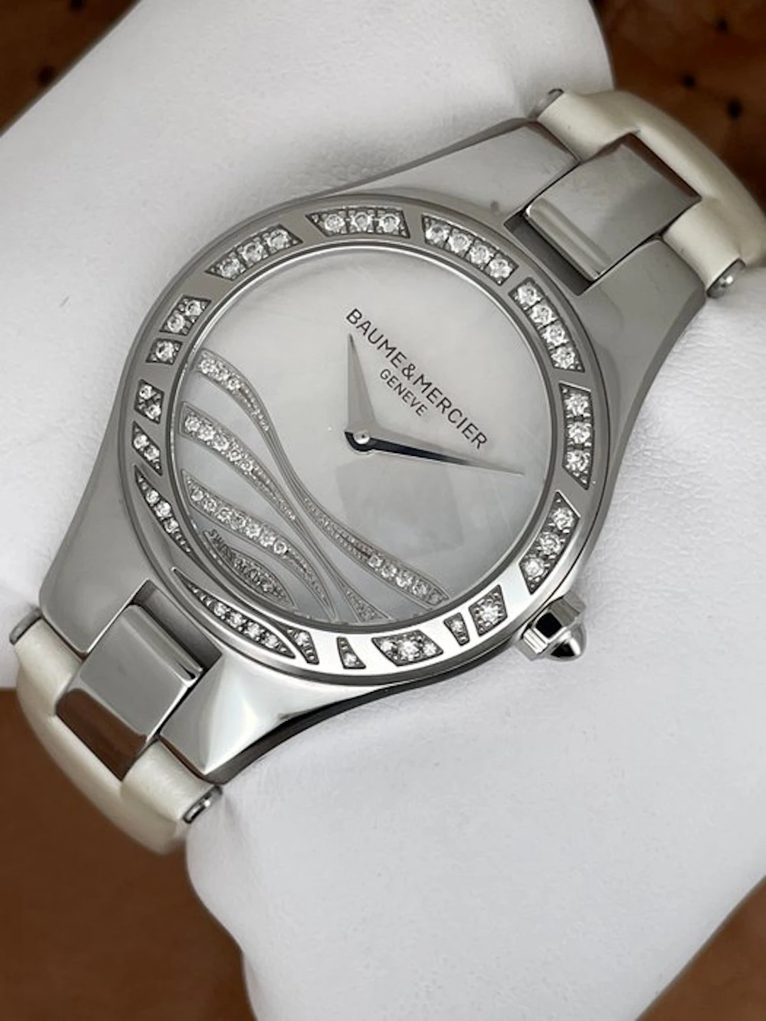 Baume & Mercier - Linea Mother of Pearl Diamond Dial...