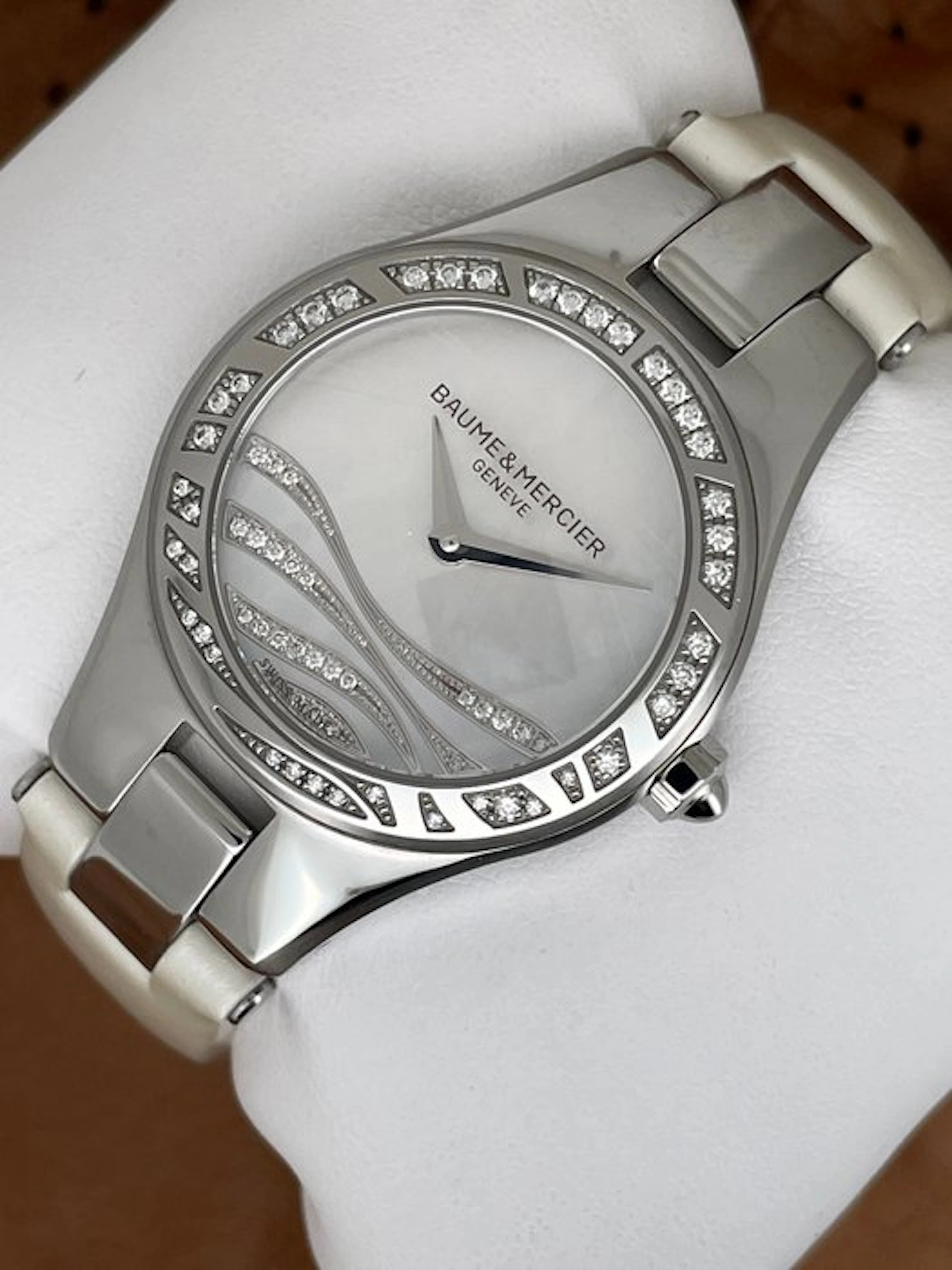Baume & Mercier - Linea Mother of Pearl Diamond Dial...