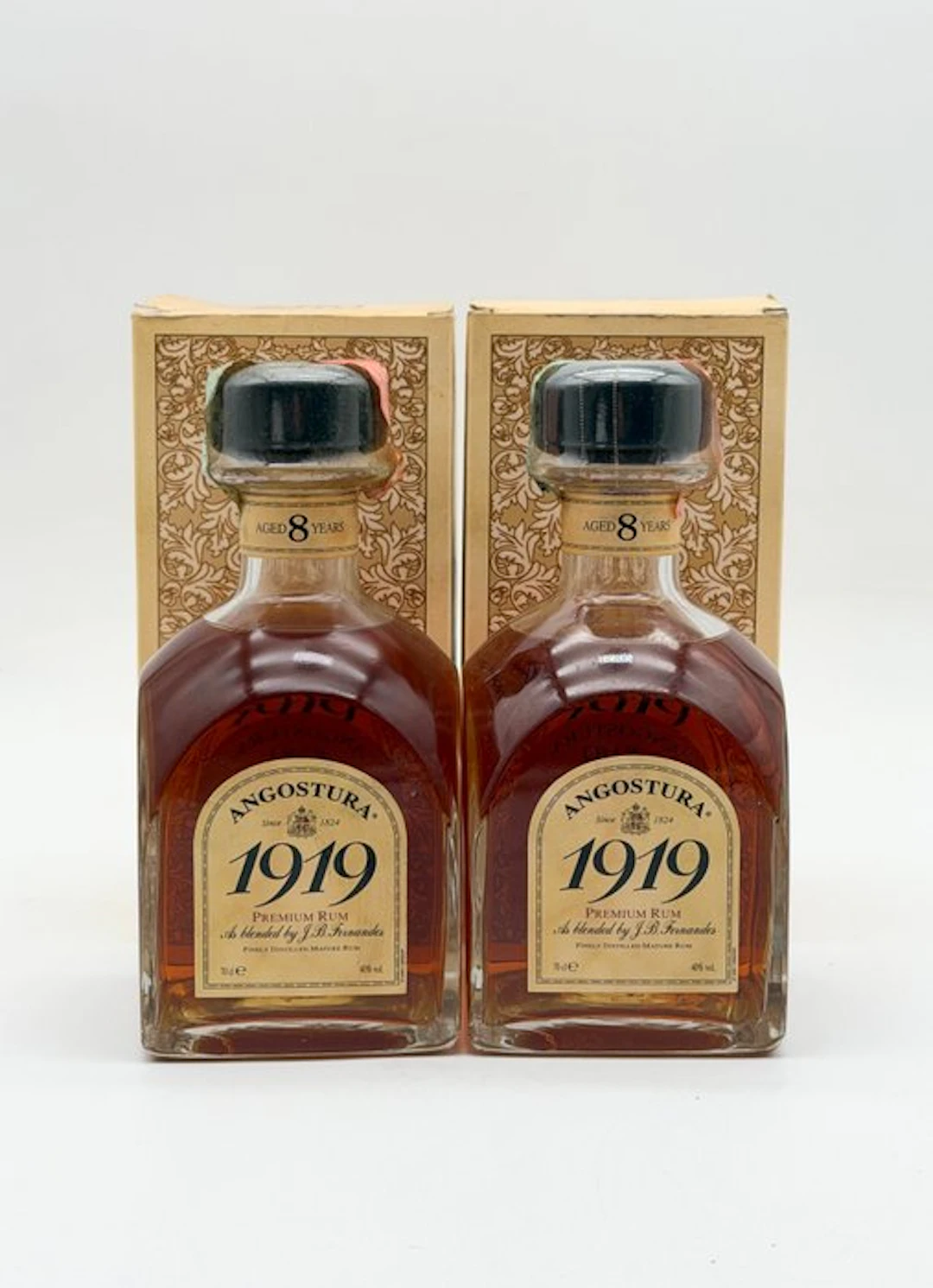 Angostura 8 years old - Rum "1919" Premium - b. 2000s - 70cl - 2 bottles