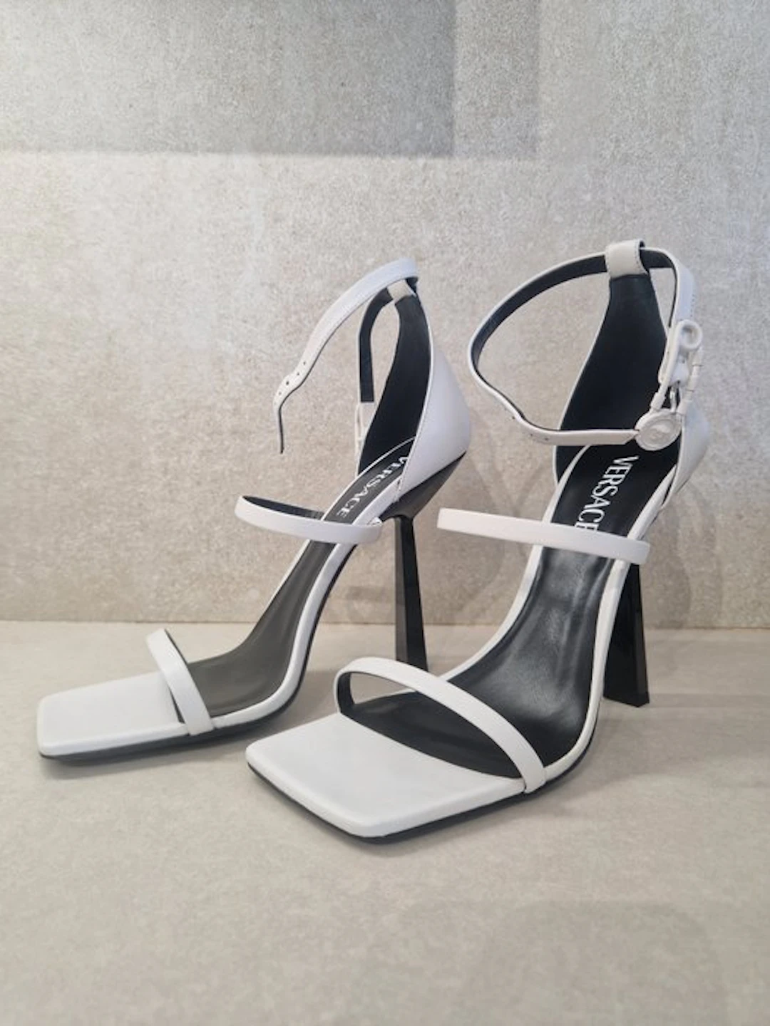 Versace - Ankle boots - Size: EU 40 - New in box