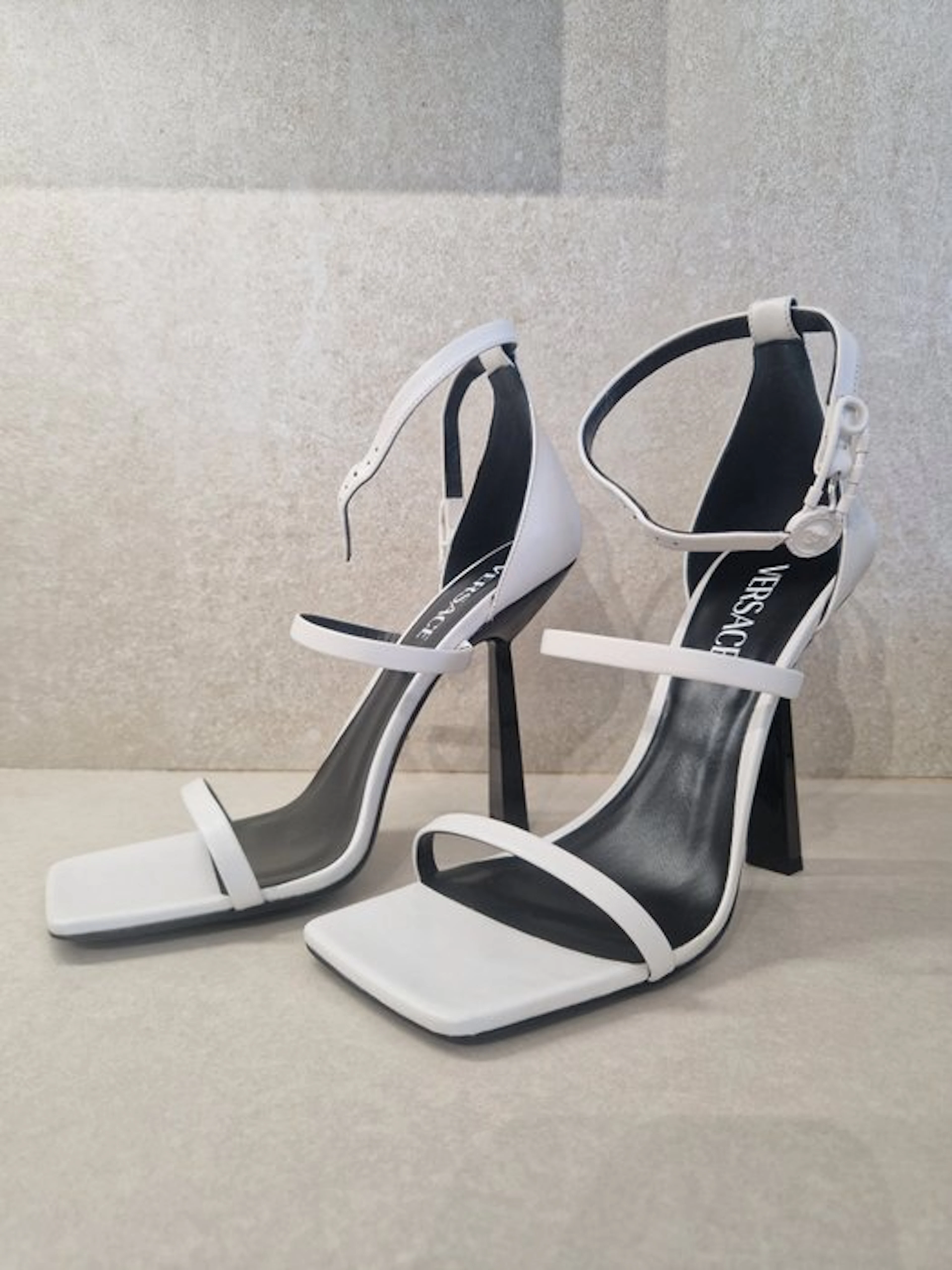 Versace - Ankle boots - Size: EU 40 - New in box