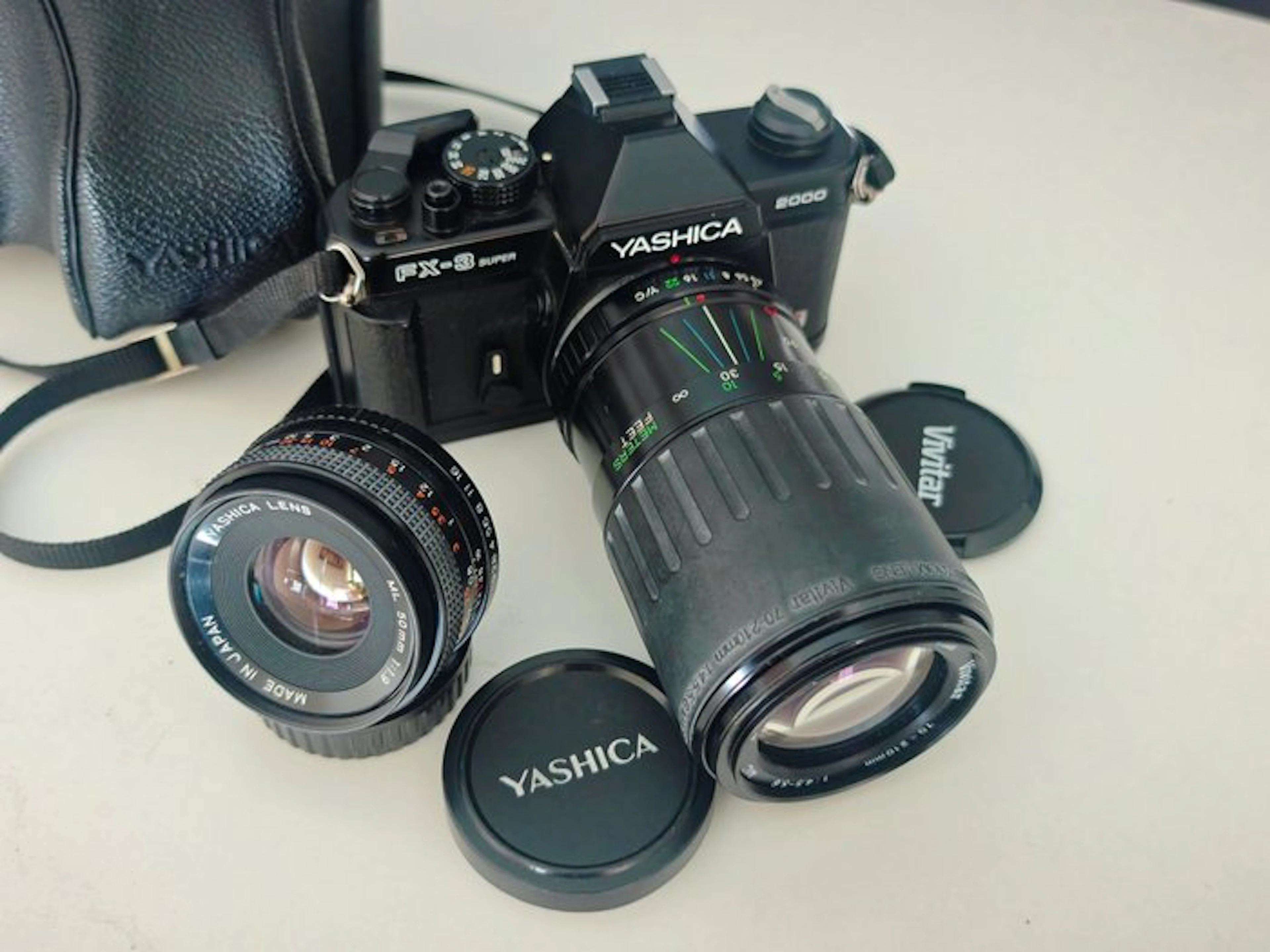 Yashica FX-3 Super 2000 + 50mm + Vivitar 70-210mm |...