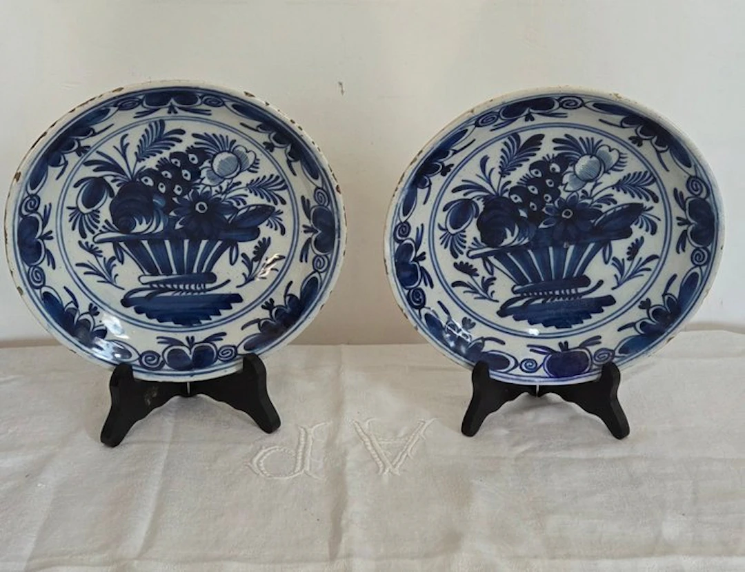 Plate (2) - Delftware