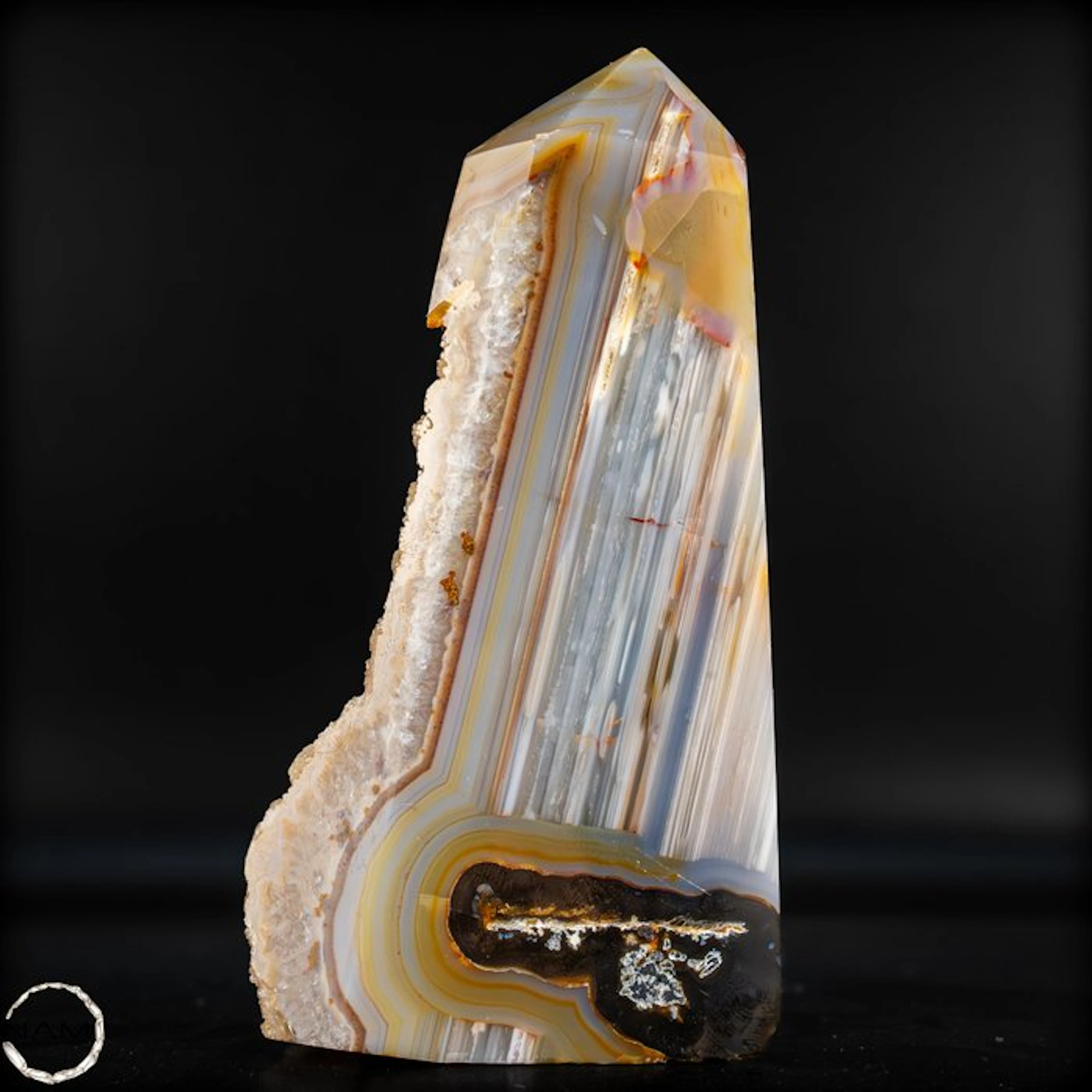 Natural carnelian agate point with quartz druse- 944.08 g