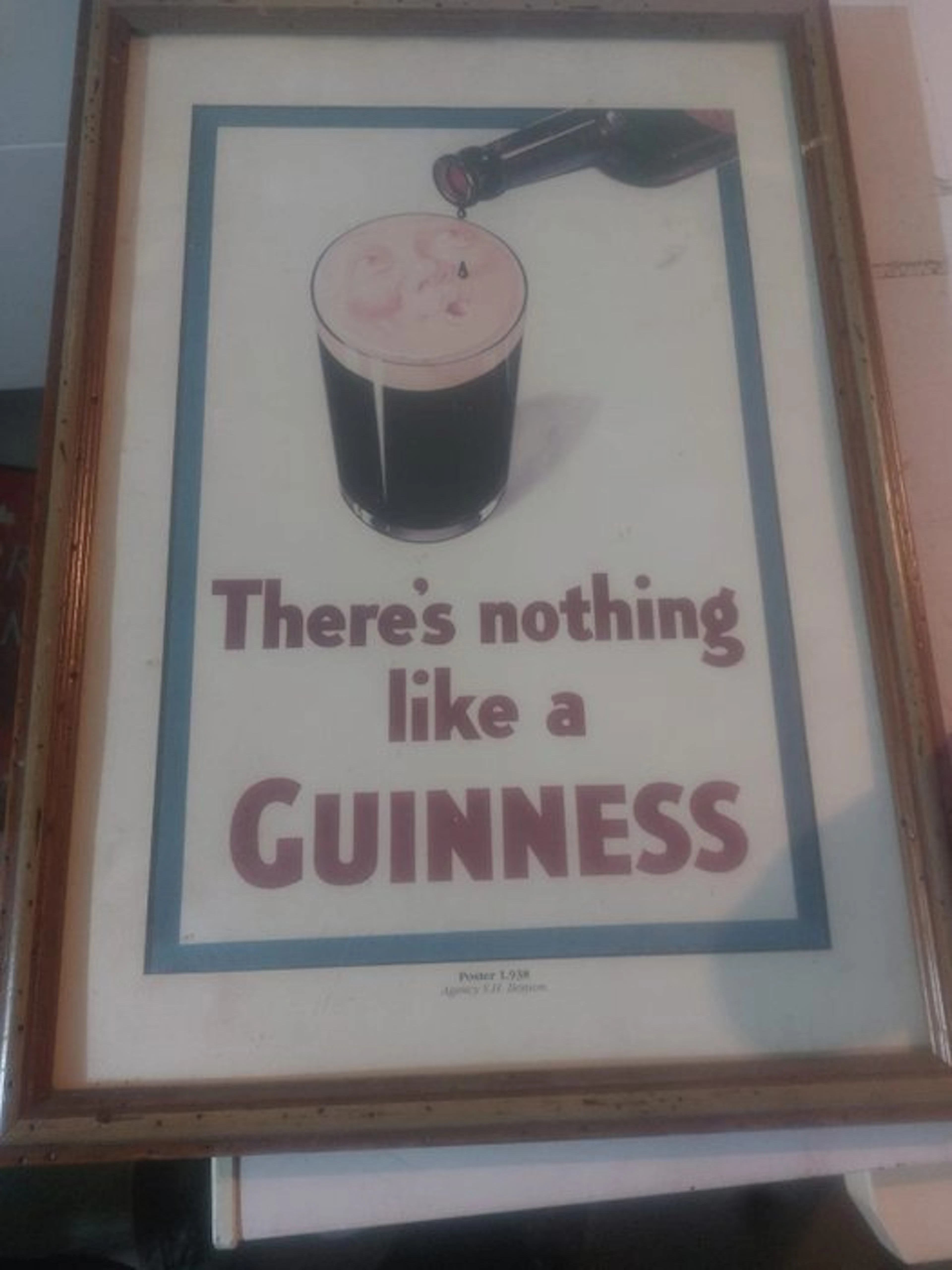 J Gilroy - Guinness - Lote 3 Posters Guinness bien conservados - 1990s