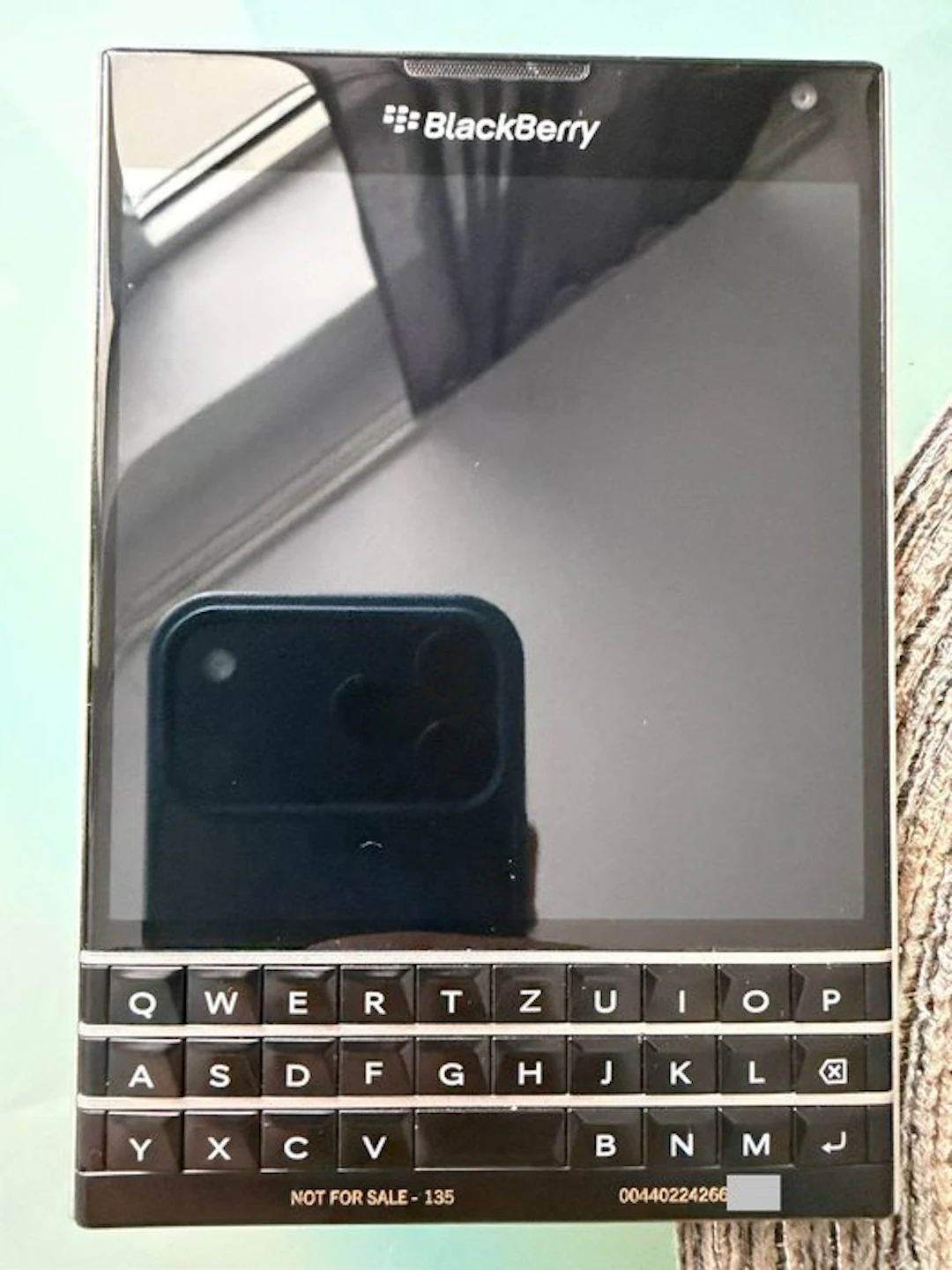 Blackberry Passport SQW100-1 NOT FOR SALE Engineering...