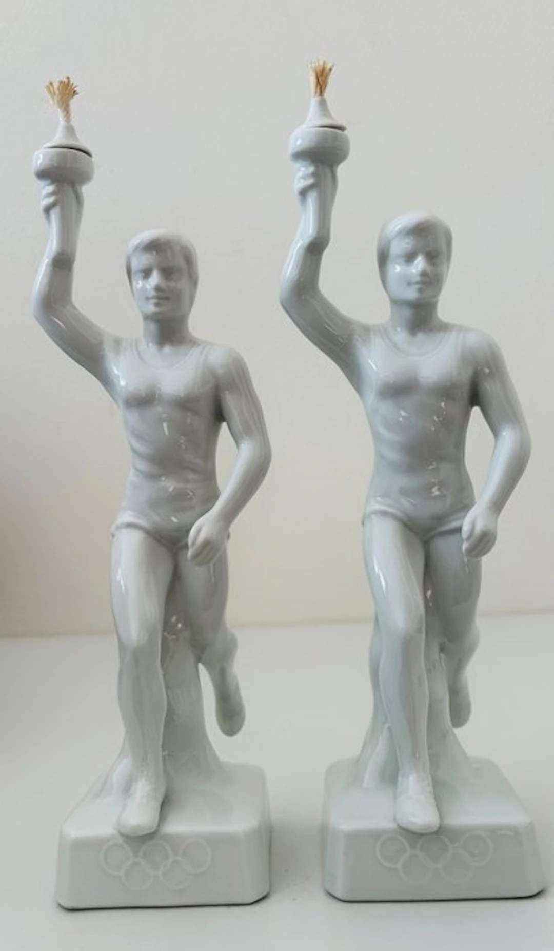 Seltmann Weiden - Figurine - De Fakkeldragers (2) - Porcelain