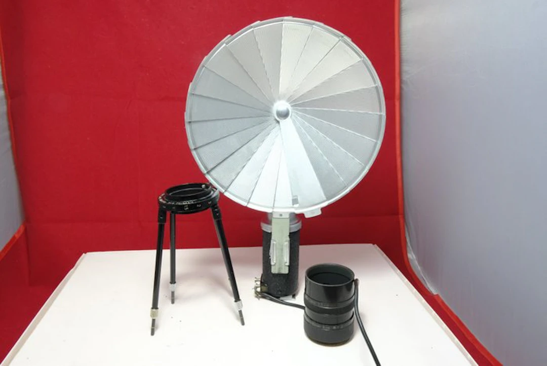 Leica CEYOO Fan Flash & BEHOO 5cm Elmar Macro Stand Set Flash