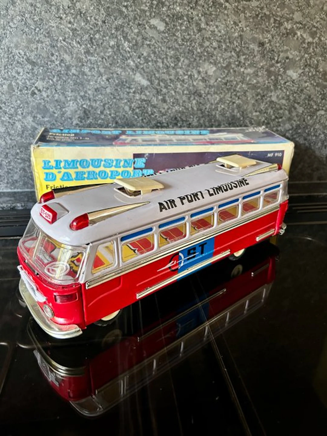 MF - Tin toy - Airport Limousine MF 910 - 1960-1970 - Red China