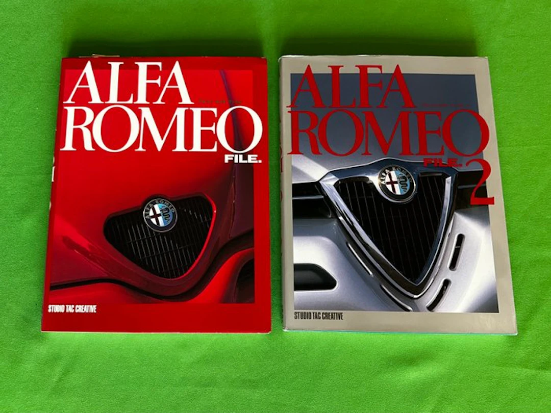 Book - Alfa Romeo - File. & File. 2 - Japan